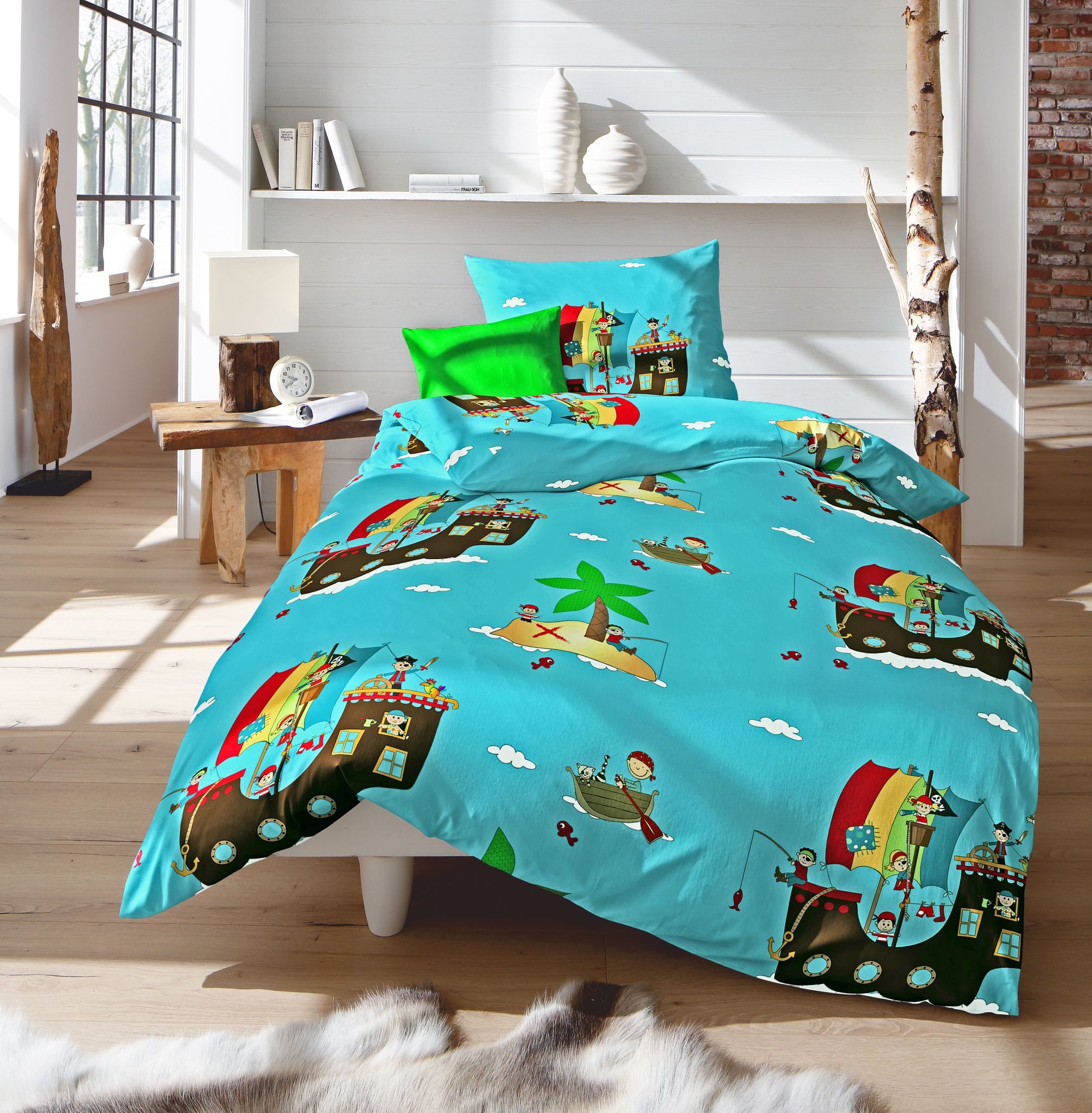 JACK Babybettwäsche 100x135cm Piratenschiff Pirat Schatz Fleuresse, Biber, 2 teilig, Babybettwäsche für kleine Piraten und Abenteurer