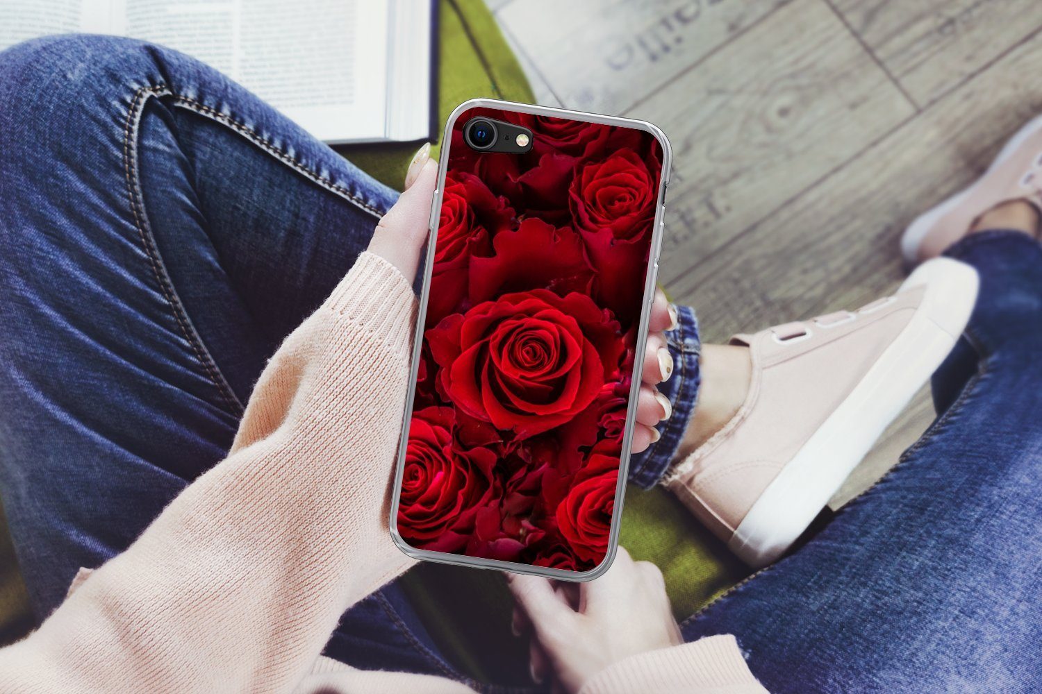 MuchoWow Handyhülle für Apple iPhone 8 Blumen - Rosen - Rot, Smartphone-Bumper, Print, Handy Schutzhülle Dünn