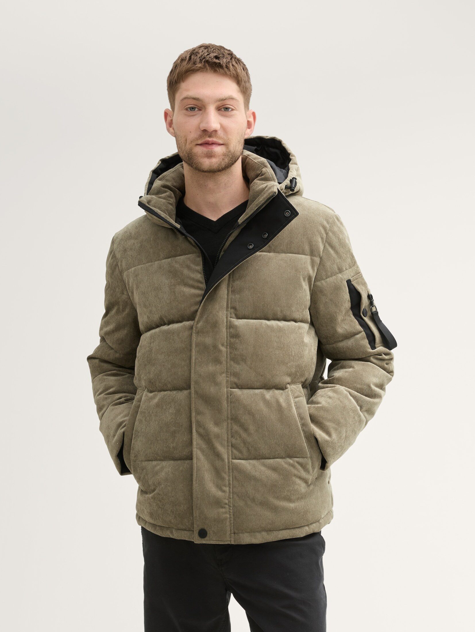 Winterjacke Kord Pufferjacke mit Kapuze