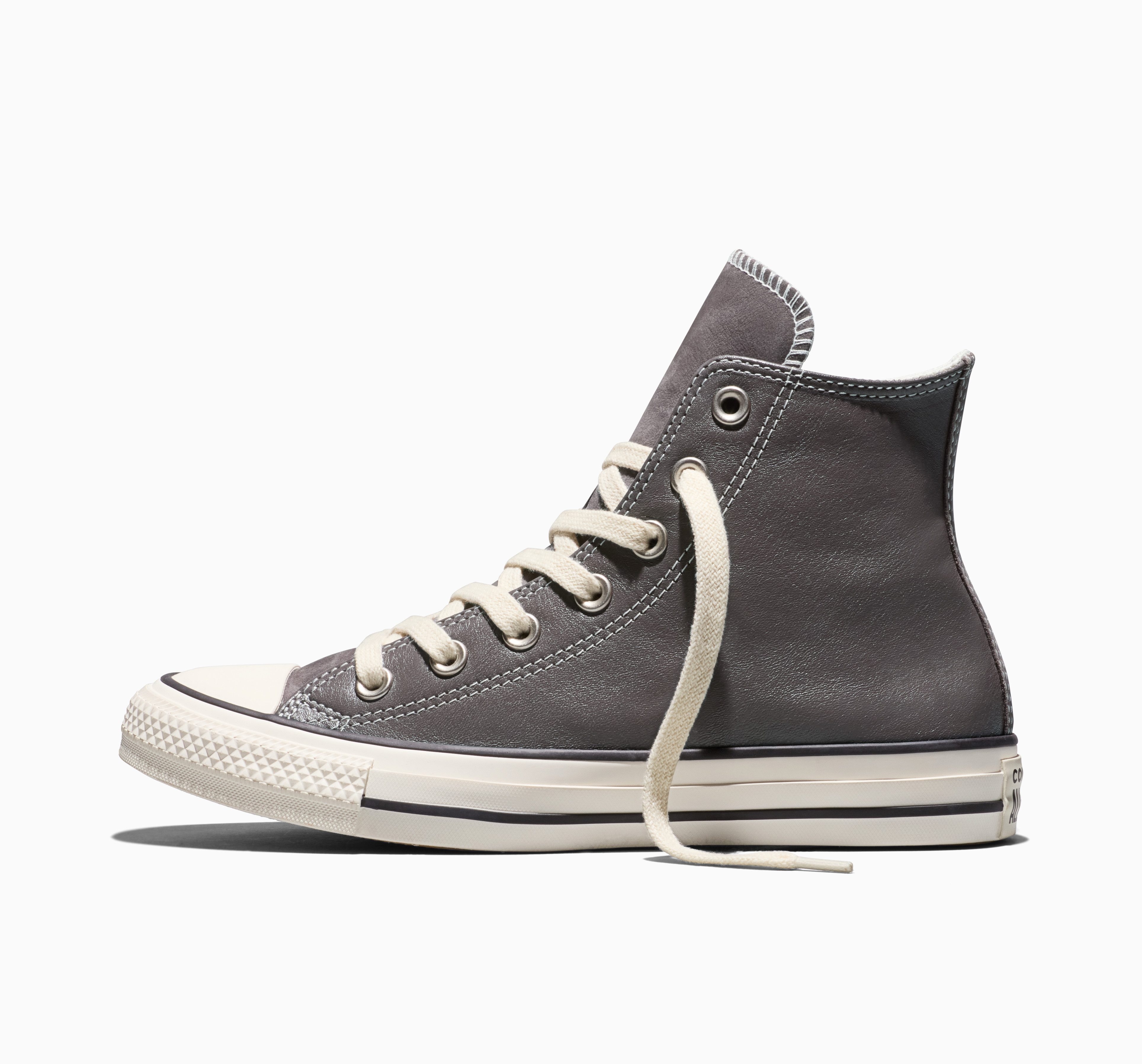 Converse Chuck Taylor All Star Sneaker winterfestes Leder, zwei unterschiedliche farbige Laces inklusive – Bild 2 von 5