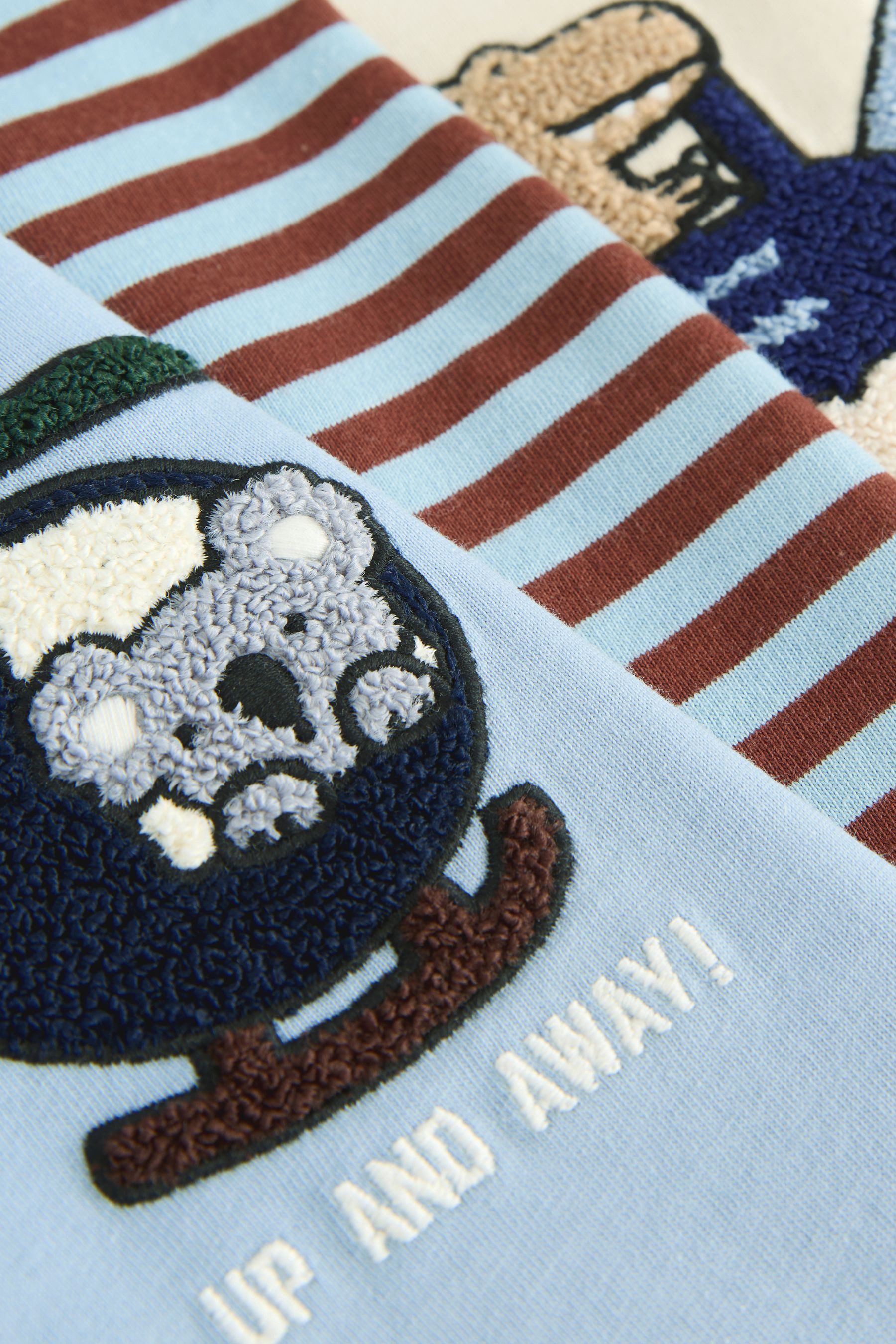 Next Langarmshirt 3er-Pack Langarmshirts mit Applikation (3-tlg)