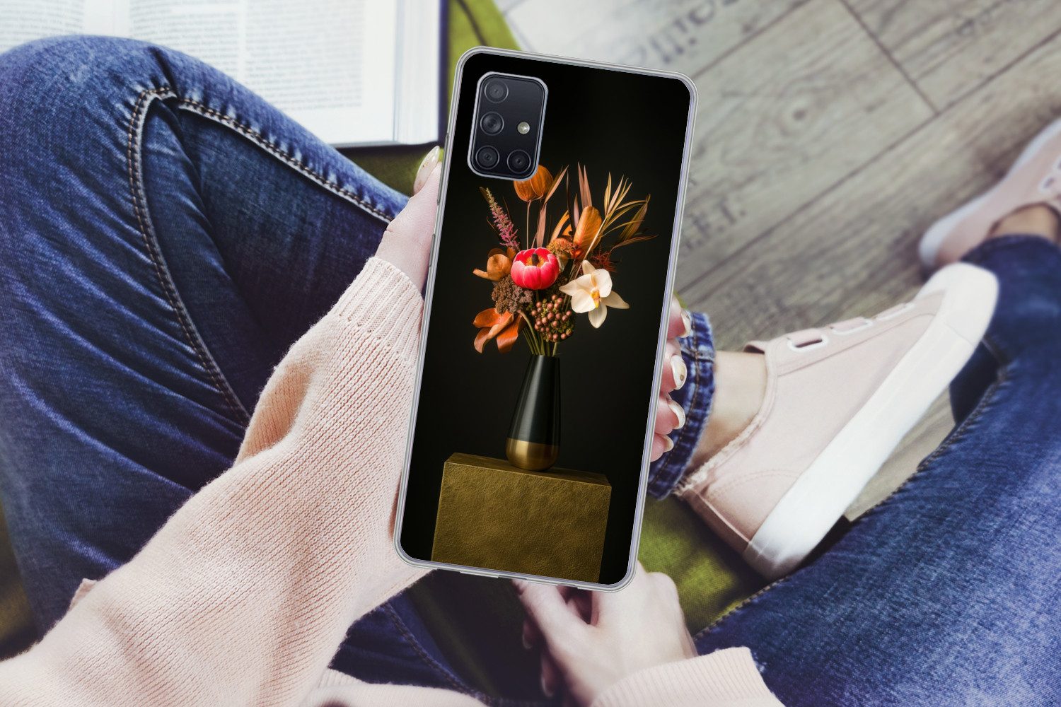 MuchoWow Handyhülle für Samsung Galaxy A51 Blumenstrauß - Orange - Gold - Vase, Smartphone-Bumper, Print, Handy Schutzhülle Dünn