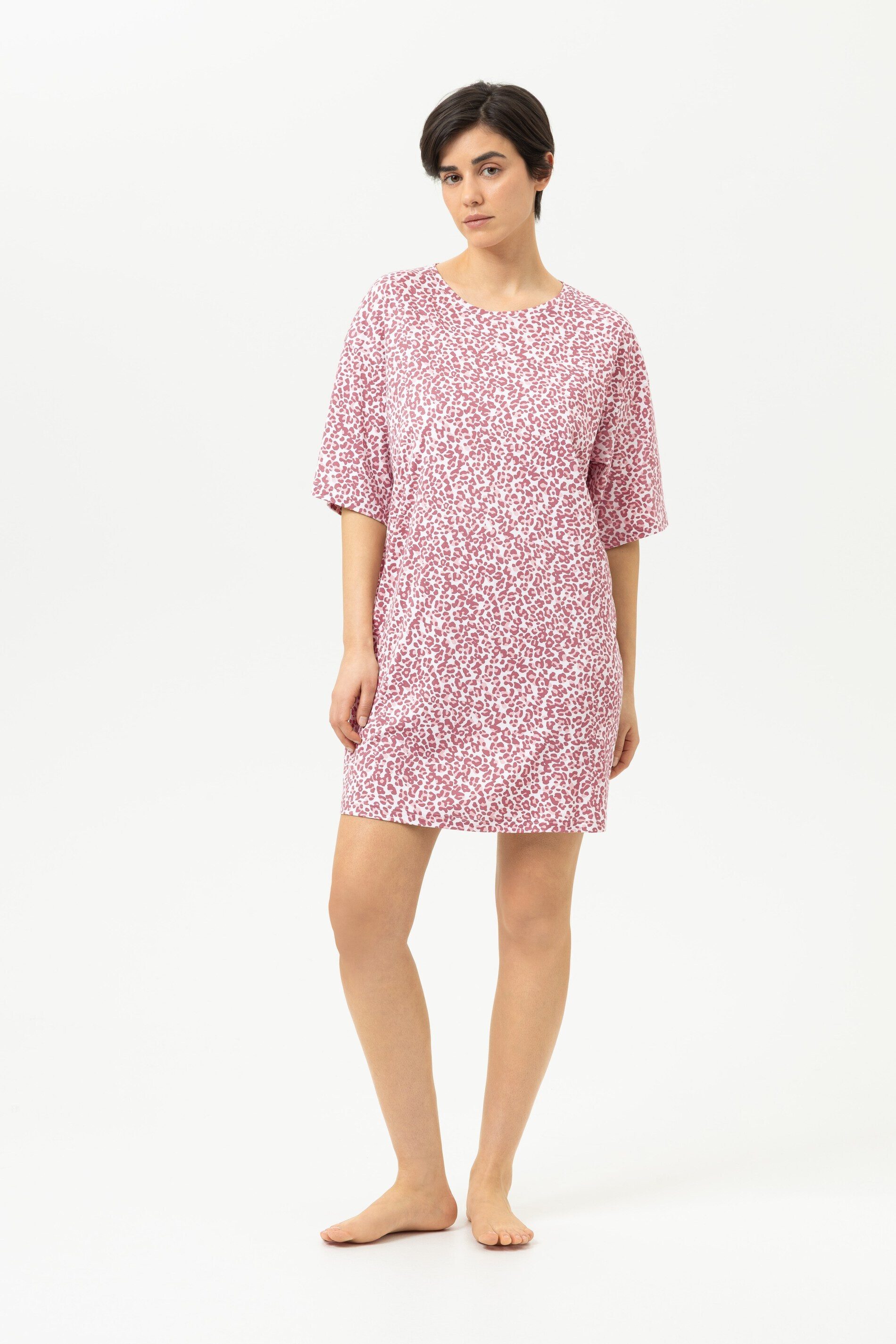 Mey Nachthemd Mey Damen Bigshirt kurzarm Serie Sleepy Leo (1-tlg) Feminines Nachthemd, Gemustert, Interlock, Baumwolle