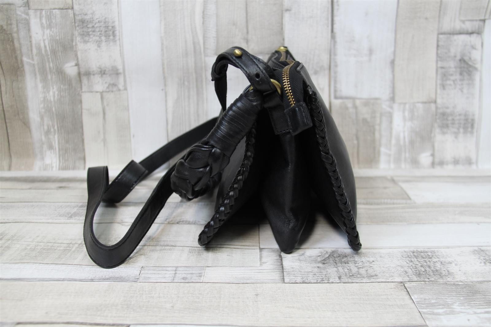 Taschendieb Wien Handtasche weiche Ledertasche Fürstengasse 2