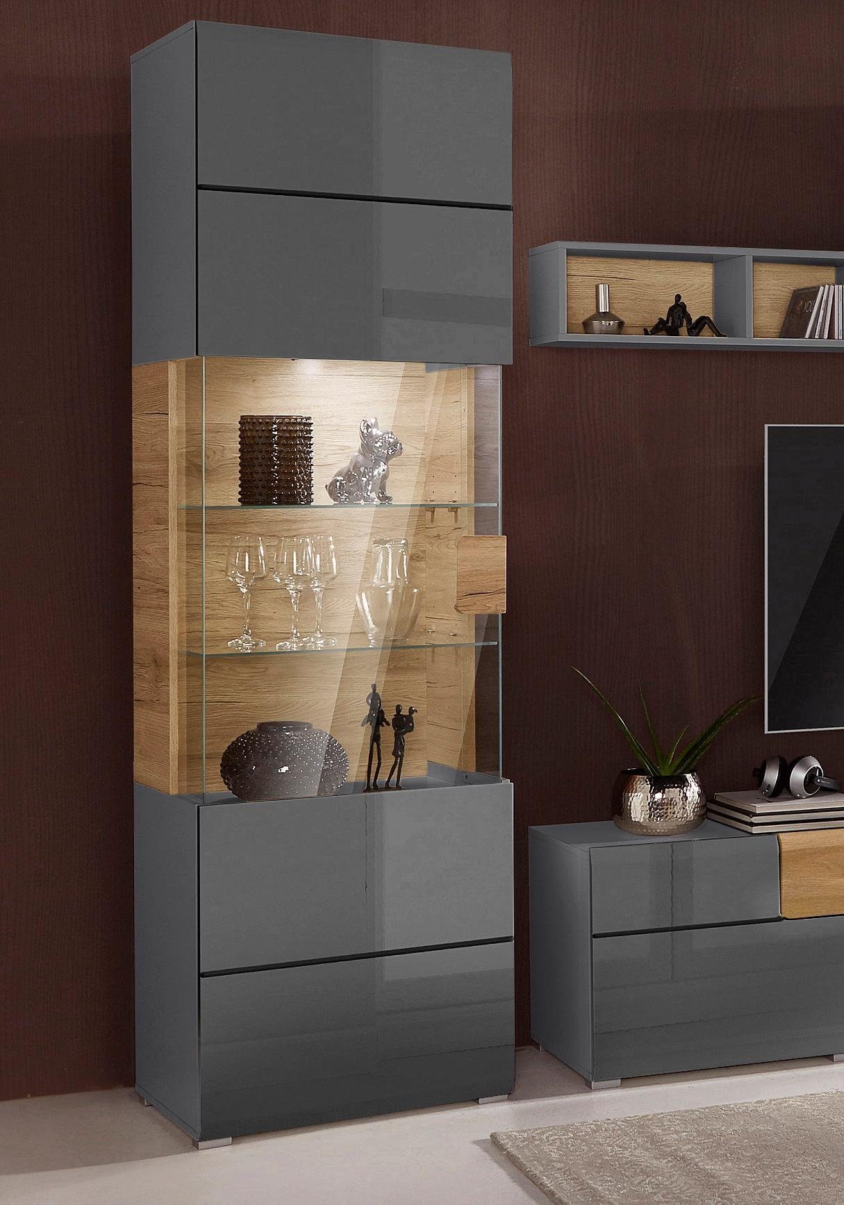 OTTO home Vitrine Toledo,Höhe 204 cm trendige Glasvitrine mit dekorative Fräsungen Standvitrine ohne Beleuchtung, viel Stauraum, hochglanz Front MDF