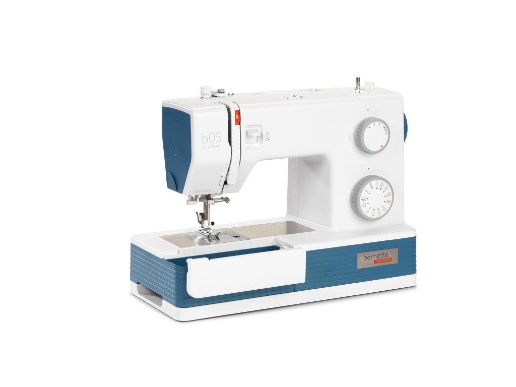 Bernina Nähmaschine Bernette 05 Academy