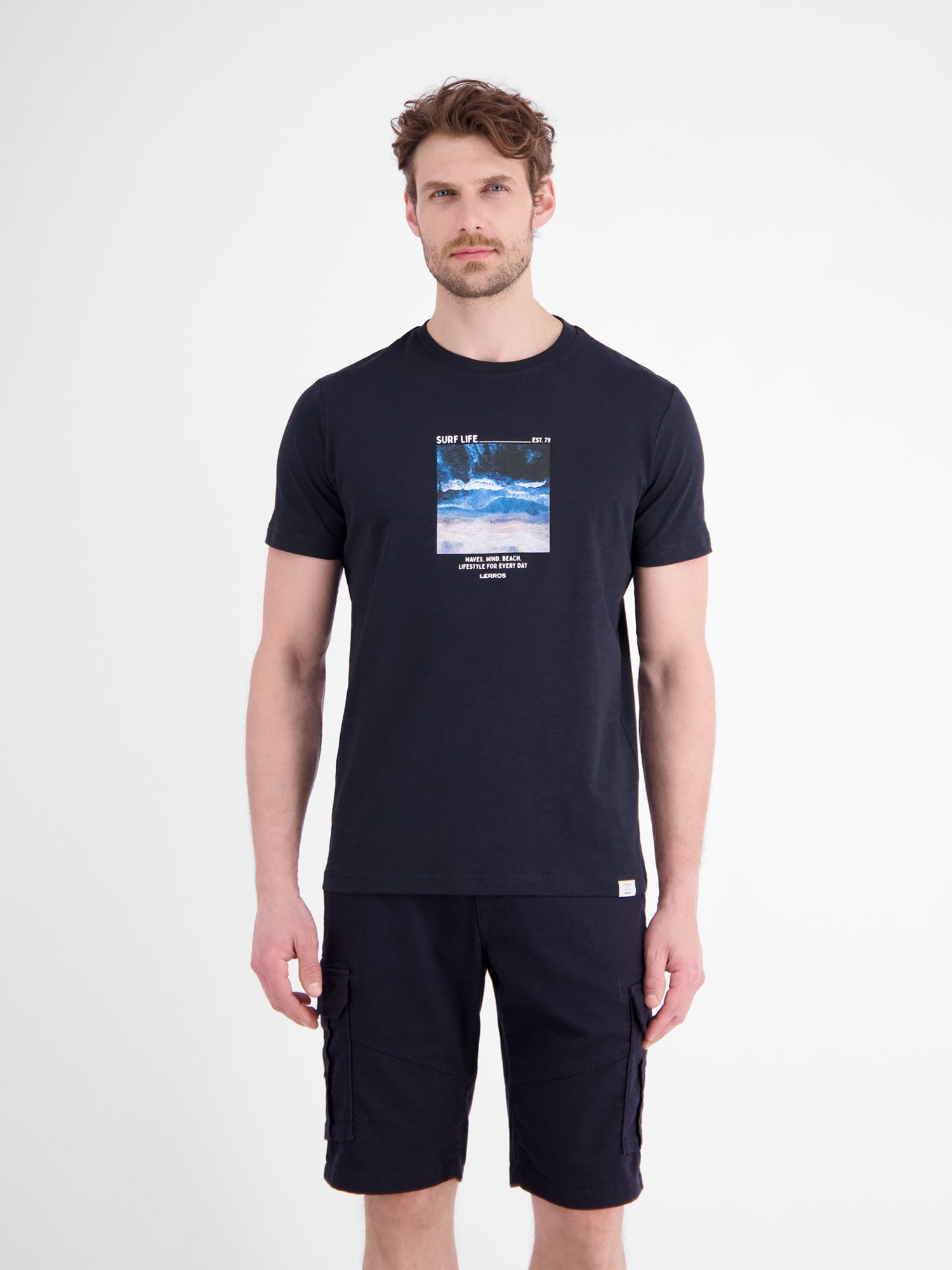 LERROS T-Shirt Sportliches T-Shirt mit Surfer-Motiv-Print, reine Baumwolle