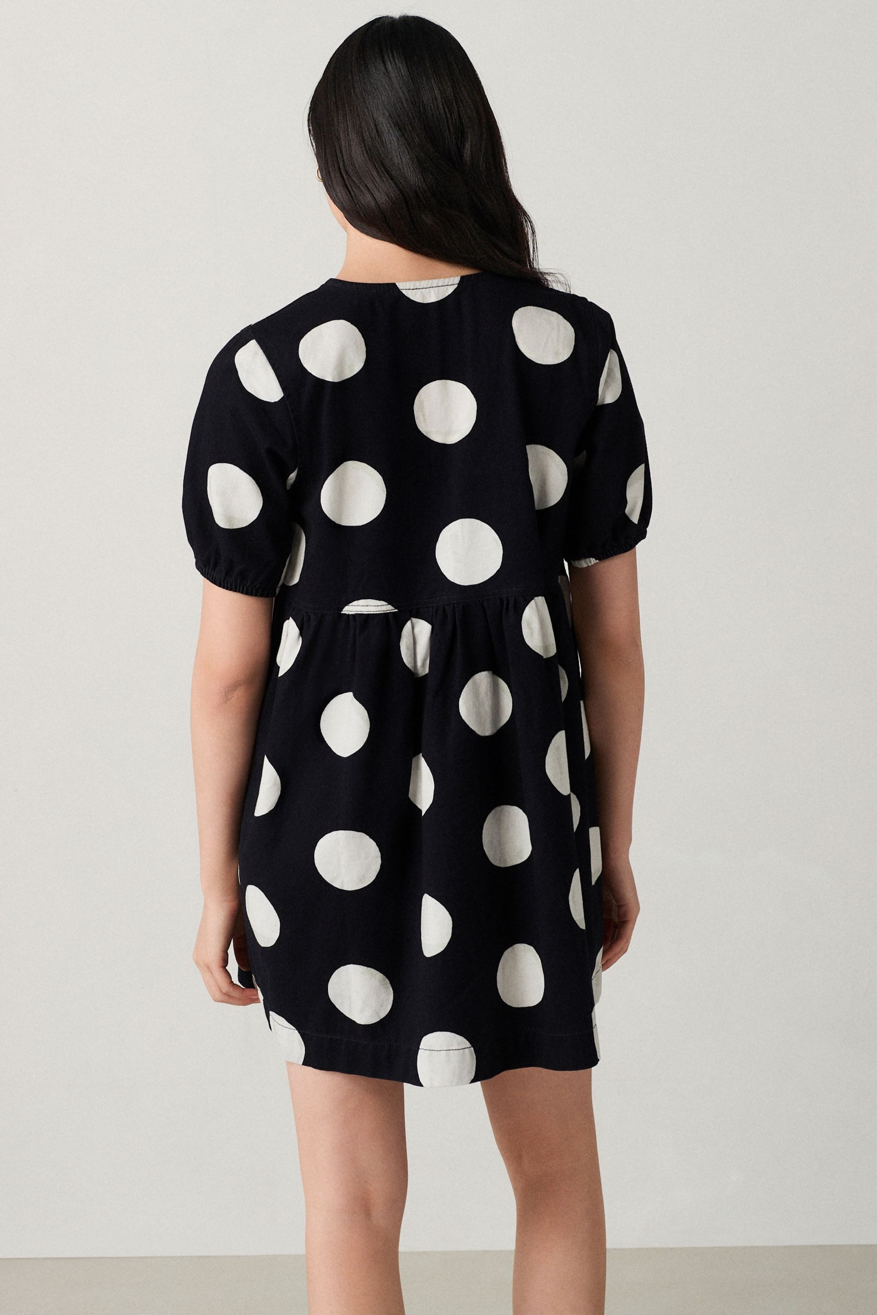 Next Jeanskleid Jeanskleid zum Binden aus 100 % Baumwolle – Petite (1-tlg) günstig online kaufen