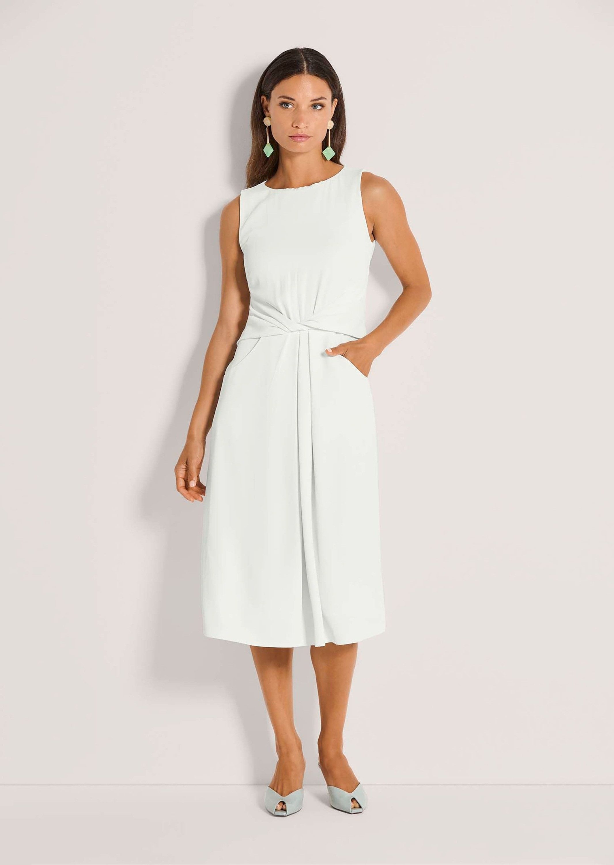 MADELEINE Midikleid Midikleid mit eleganter Drapierung Sommerkleid mit Rundhals, Taschen, Knielänge und ohne Arm