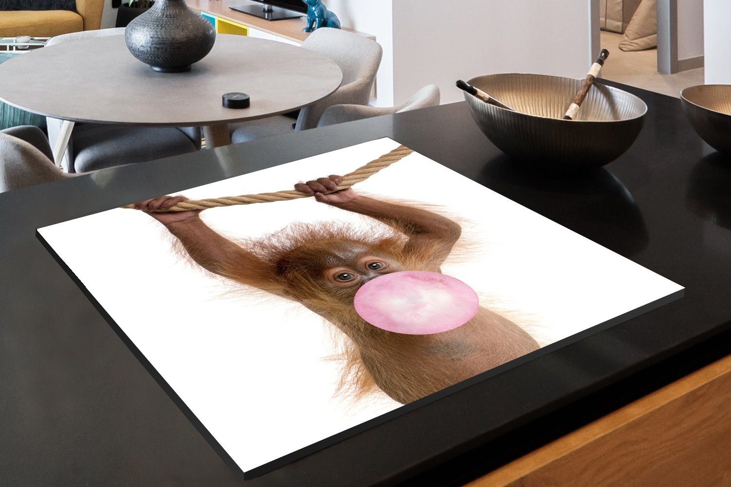 Tiere - Arbeitsplatte cm, Orang-Utan für Ceranfeldabdeckung, tlg), - Herdblende-/Abdeckplatte küche (1 Rosa - 78x78 Vinyl, Mädchen MuchoWow - Kaugummi - Kinder,