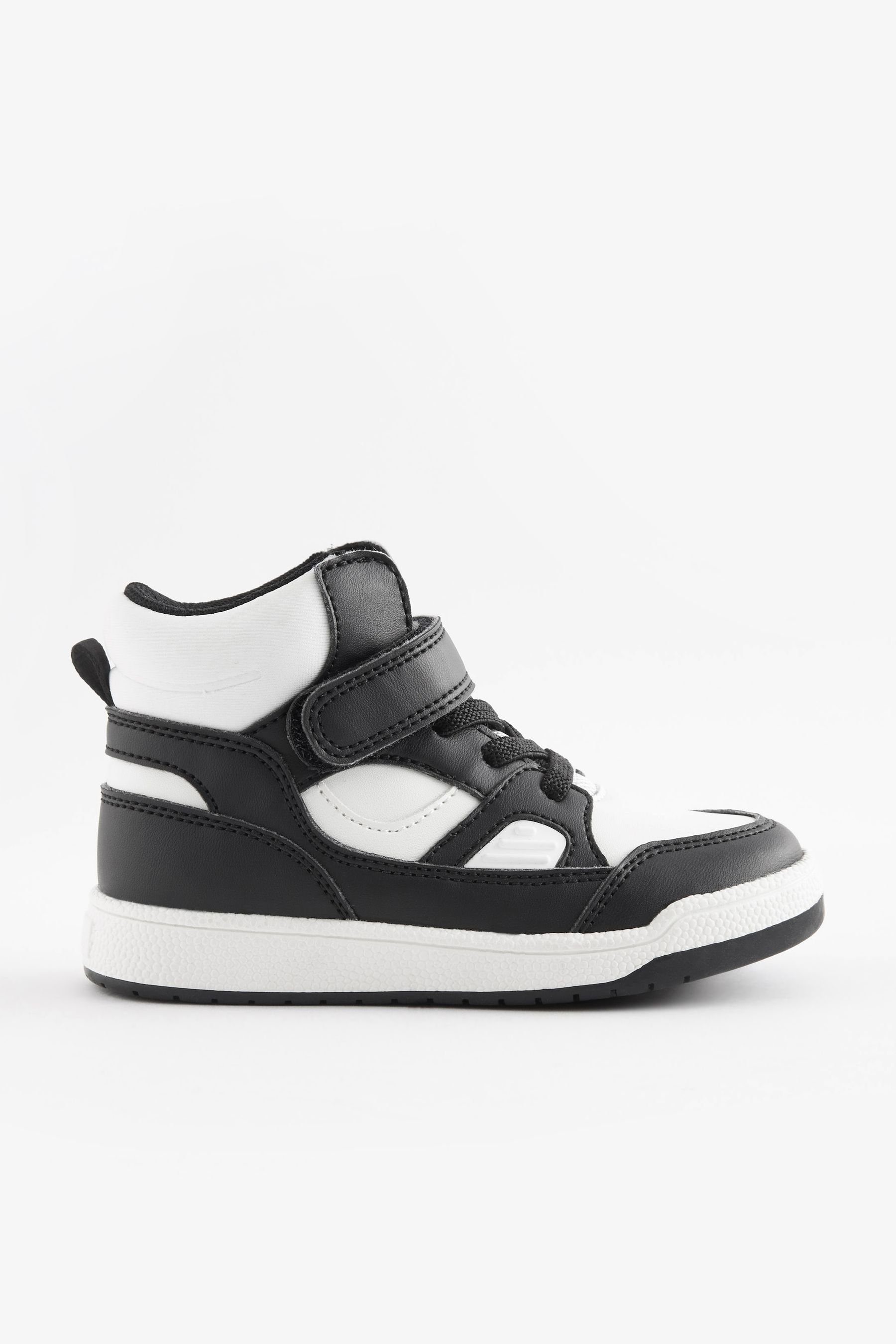 Next Hi-Top-Stiefel mit Klettverschluss Elastiksenkel Sneaker (1-tlg) Monochrome