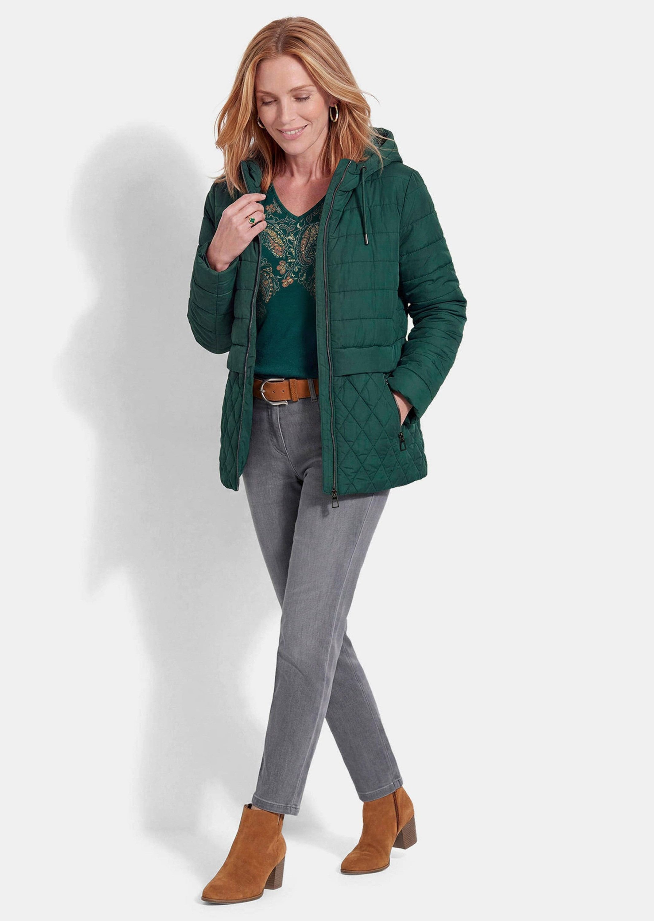 GOLDNER Winterjacke Kurzgröße: Steppjacke mit Kapuze Wattierte Übergangsjacke mit modernem Steppmix und Kordelzug – Bild 2 von 5