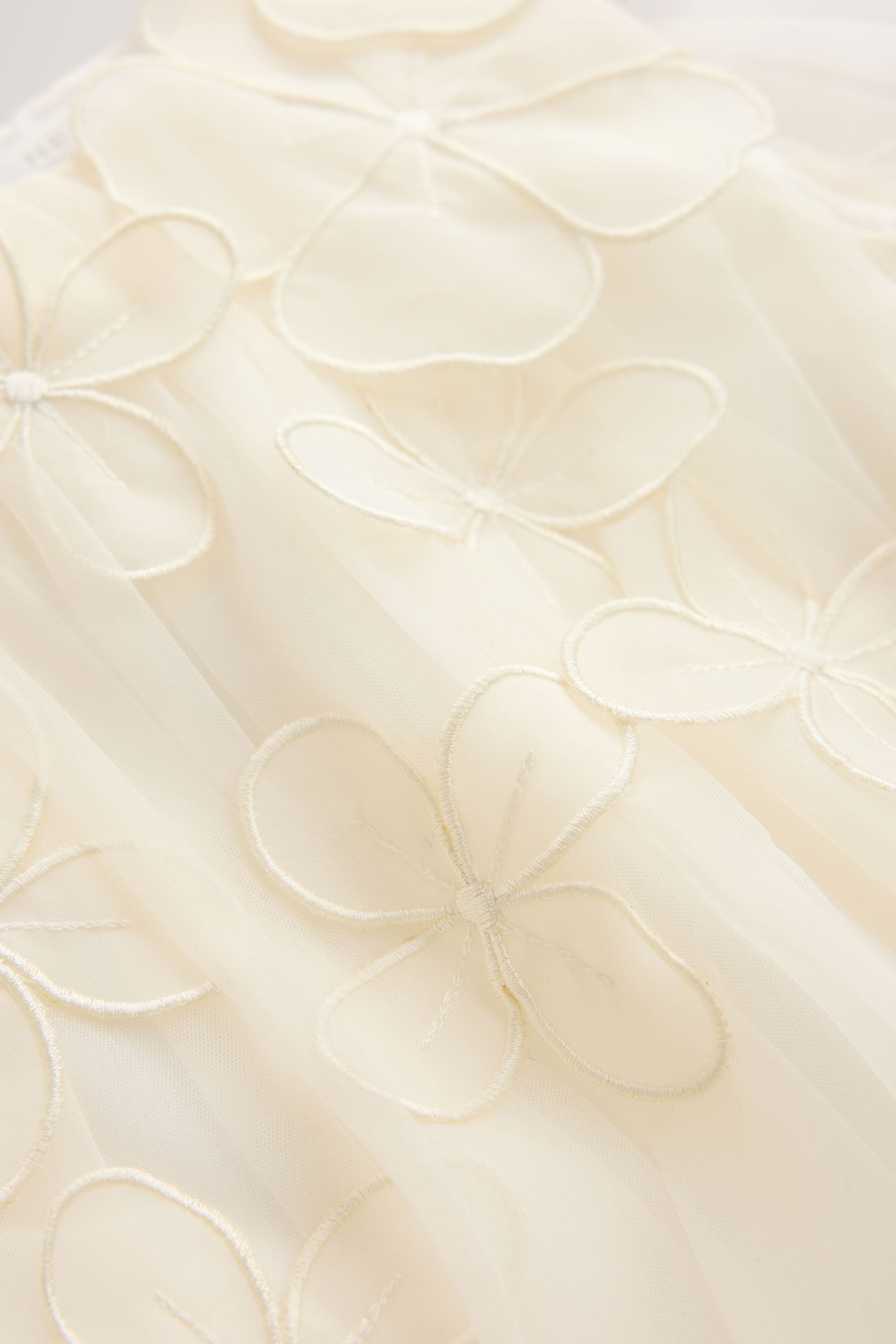 Next Meshkleid Mesh-Kleid mit 3D-Blumen, Blumenmädchen (1-tlg)