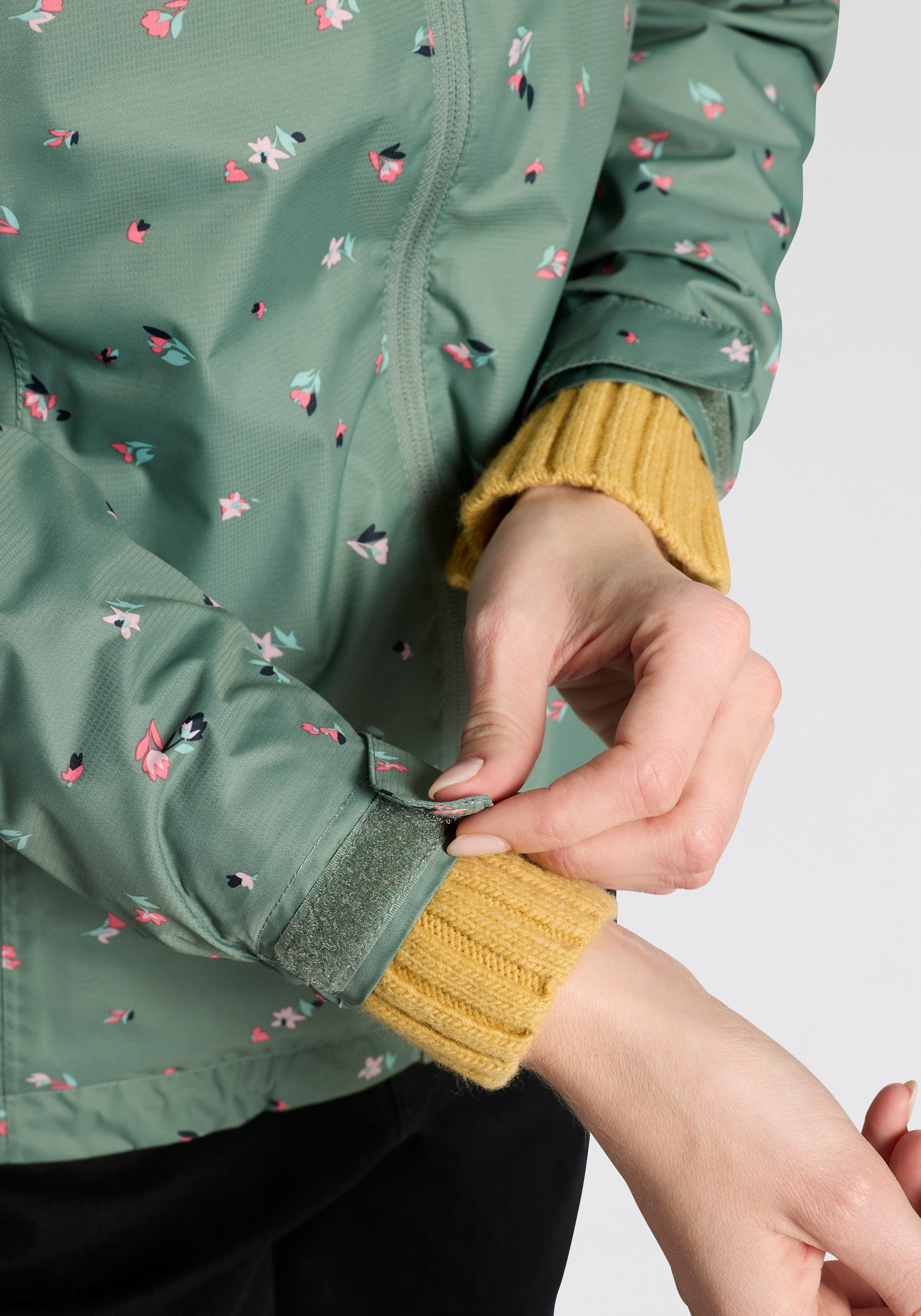 CMP Regenjacke mit dezenten Reflektordetails