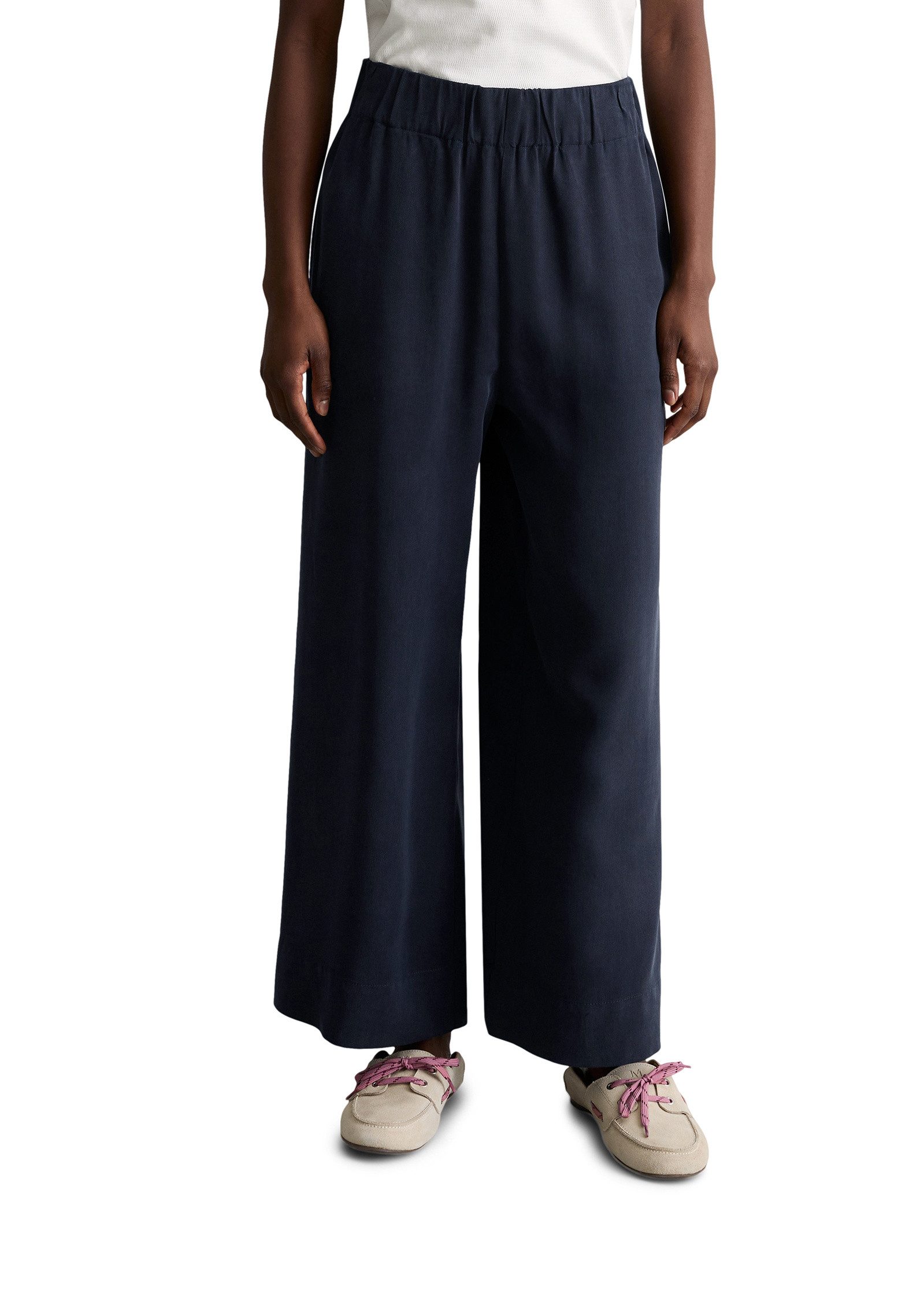 Chinohose aus LENZING™ Lyocell