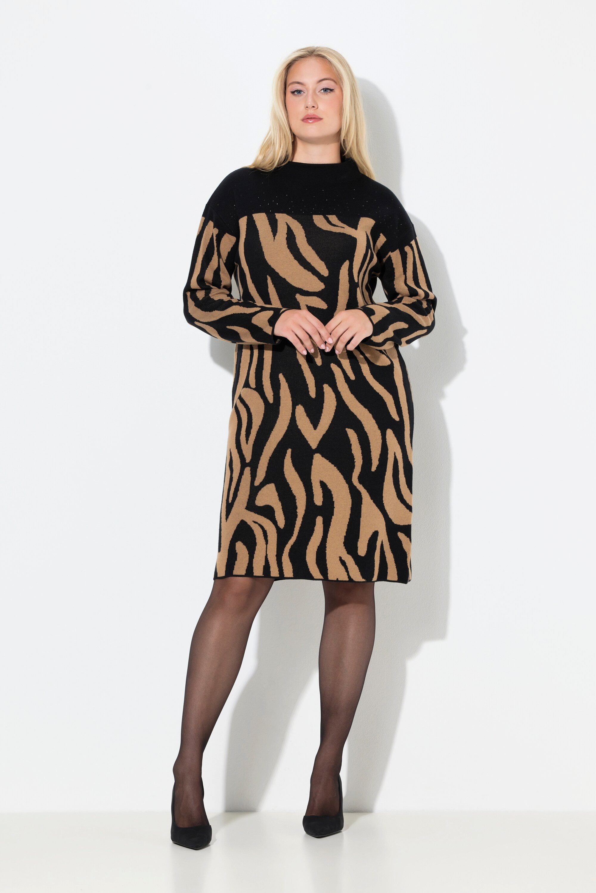 Minikleid Strickkleid Zebra Oversized Stehkragen Langarm
