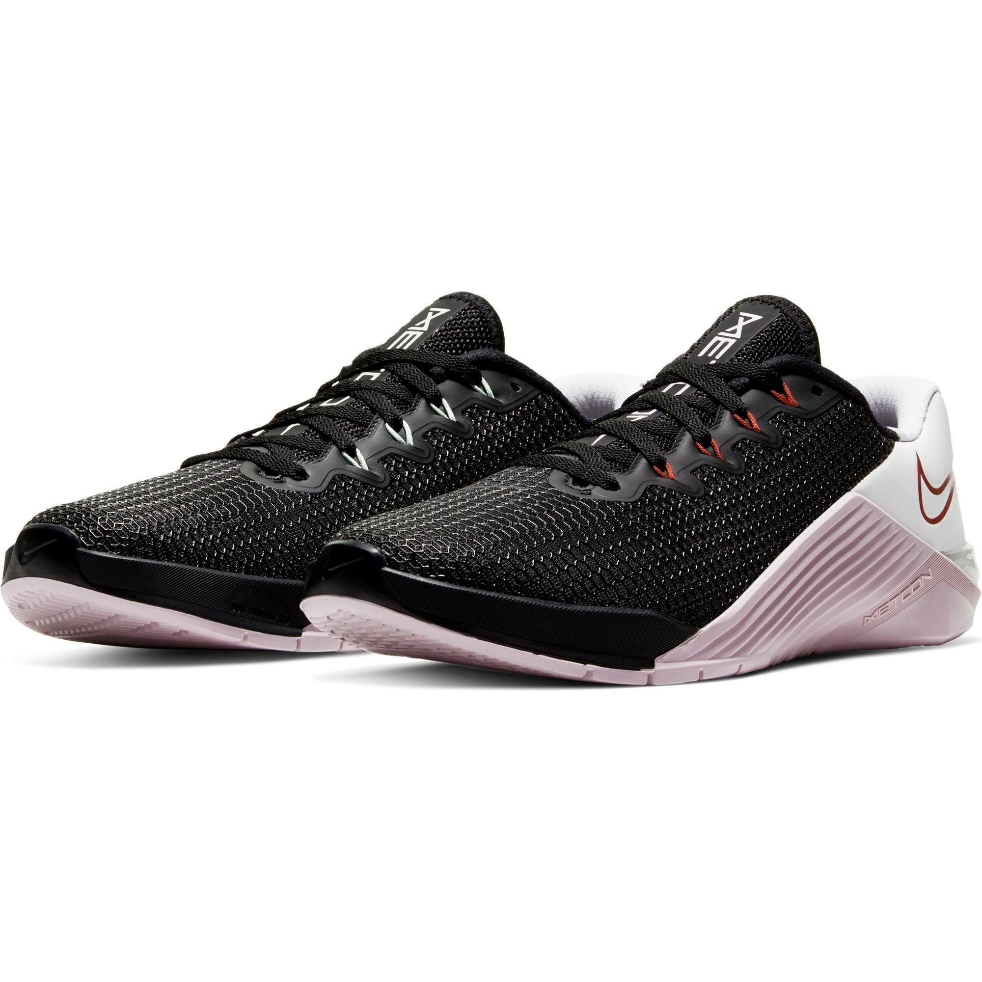 metcon 5 nike