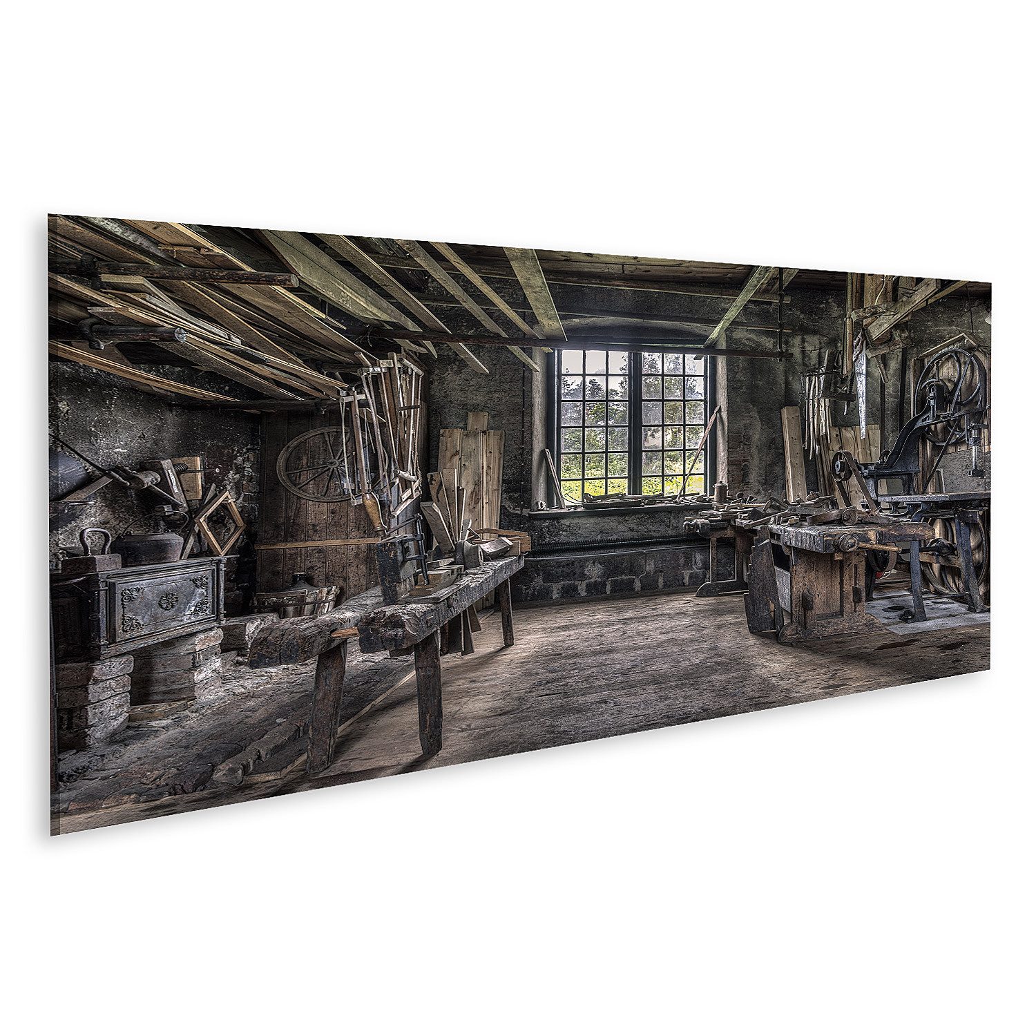 islandburner Leinwandbild Alte Werkstatt mit Holz und Werkzeugen im Sonnenlicht Wandbild