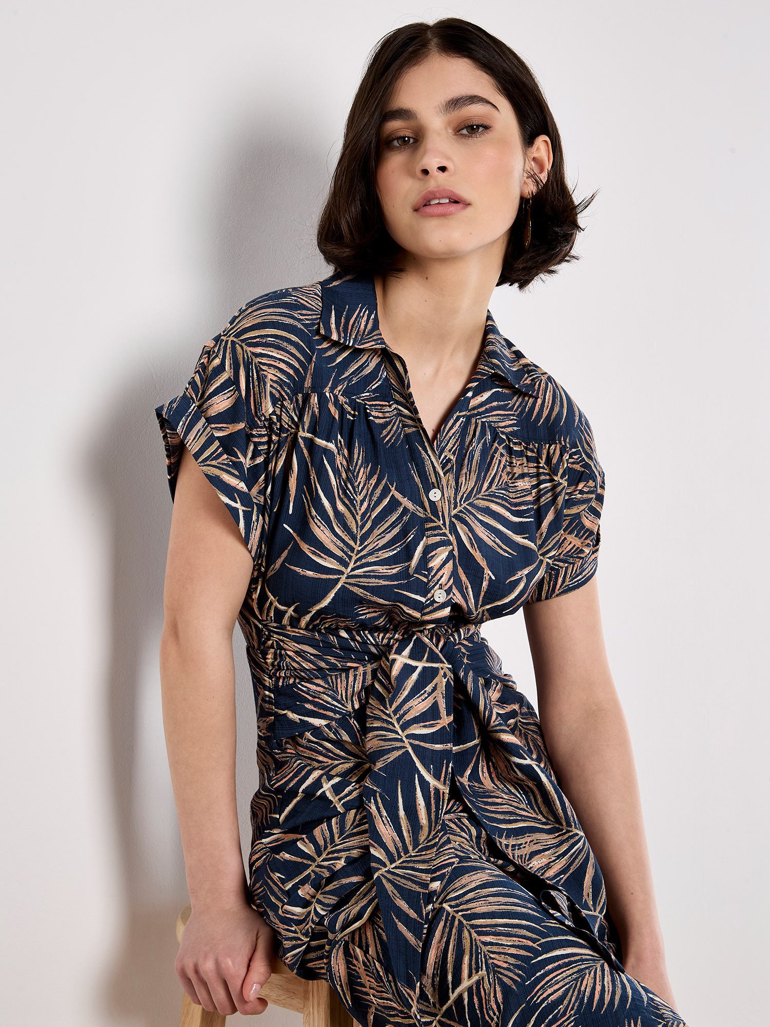 Apricot Midikleid Midiekleid mit Blätterdruck – Bild 4 von 4