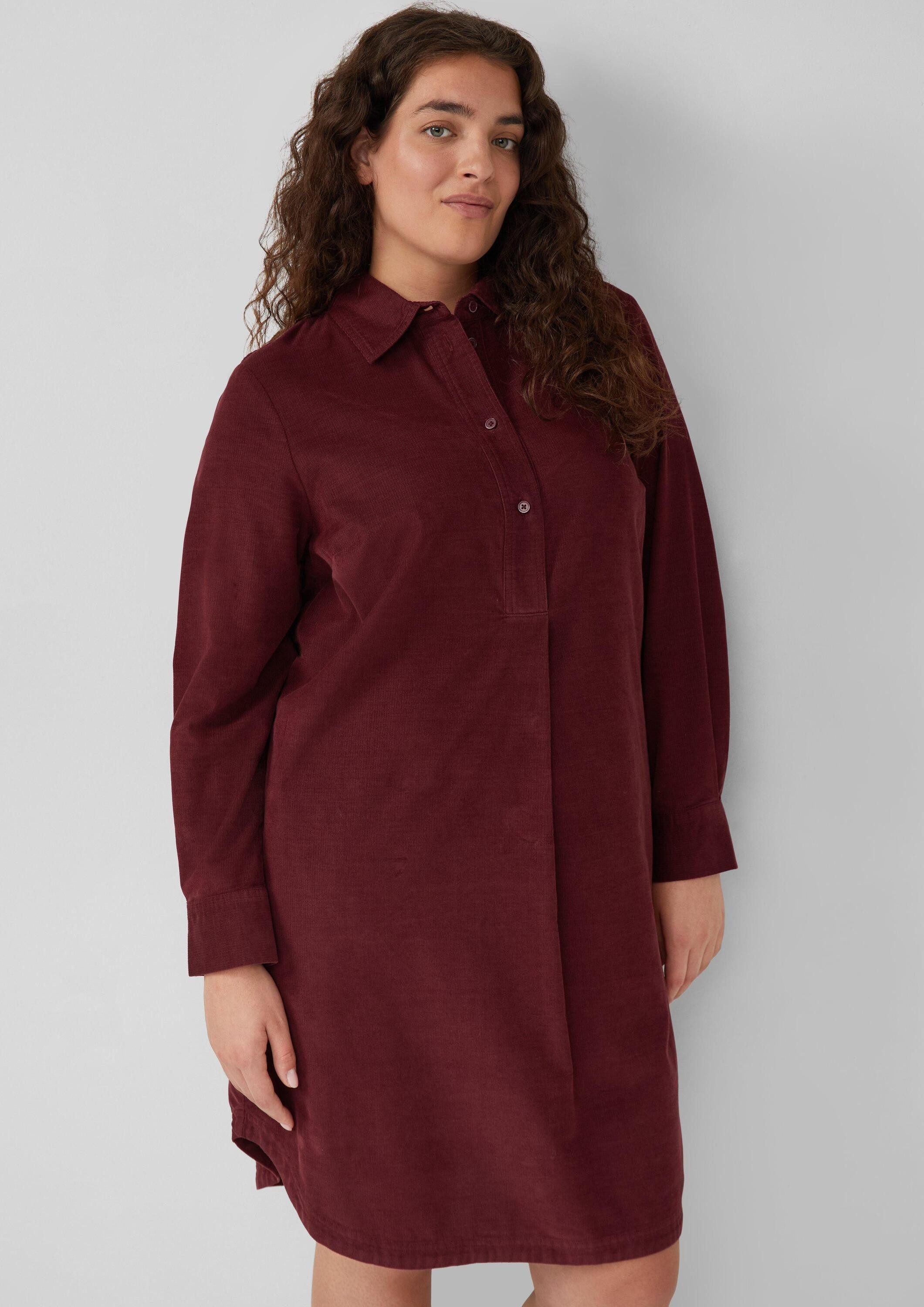 s.Oliver Minikleid Kleid Feincord-Kleid im Relaxed Fit mit Eingrifftaschen