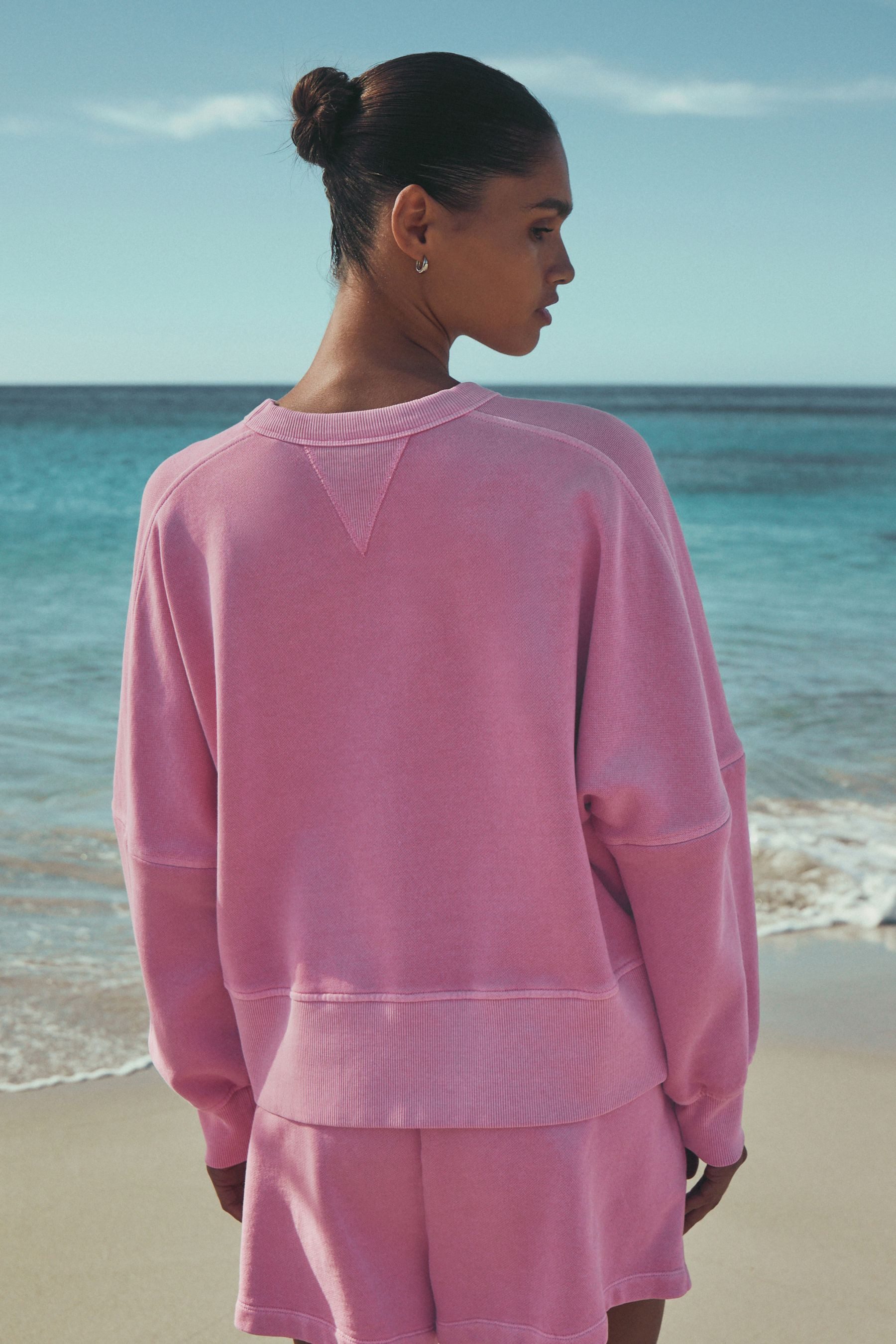 Next Sweater Sweatshirt mit Rundhalsausschnitt und Waschung (1-tlg) günstig online kaufen