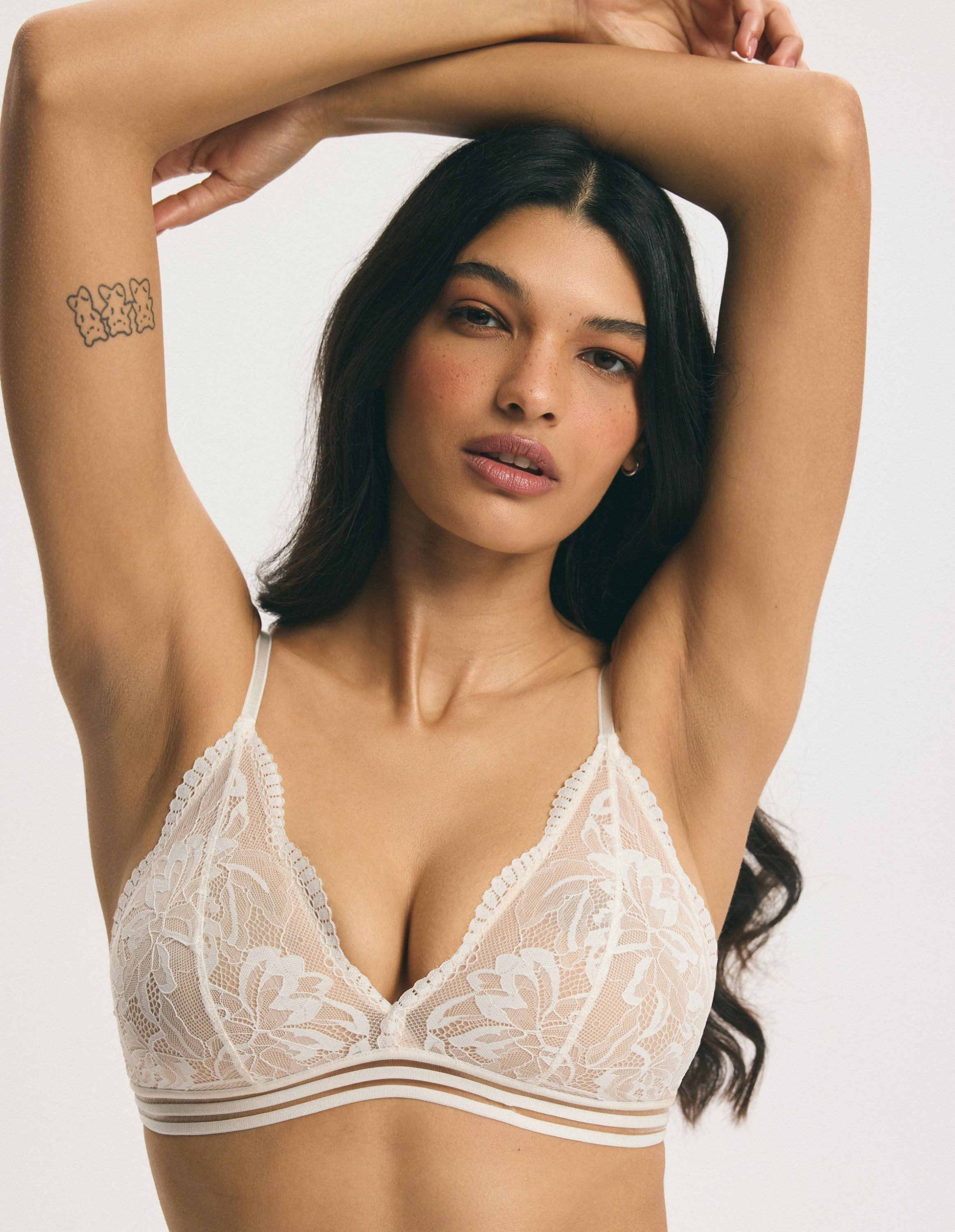 ESOTIQ Bralette-BH Bralette Frida, ohne Bügel, florale Spitze