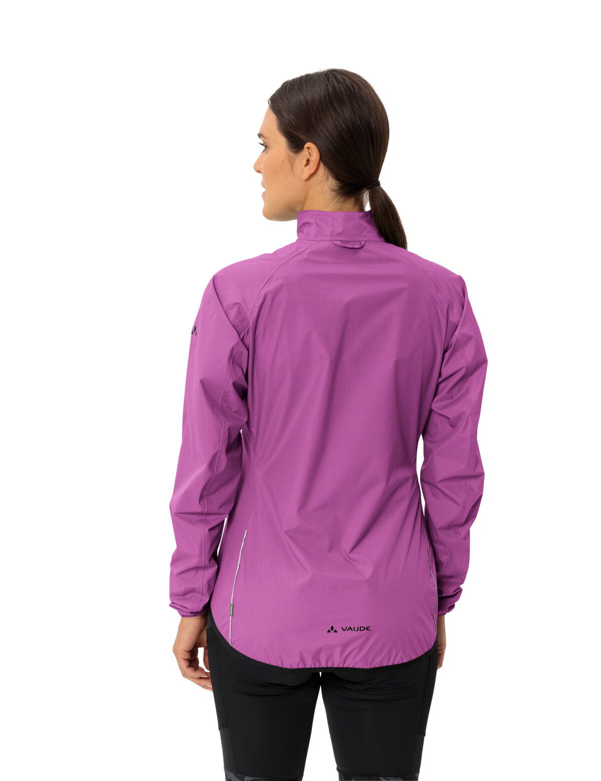 VAUDE Fahrradjacke WOMEN'S DROP JACKET III sportlicher Stil, wasserdicht mit 10000 mm Wassersäule, atmungsaktiv