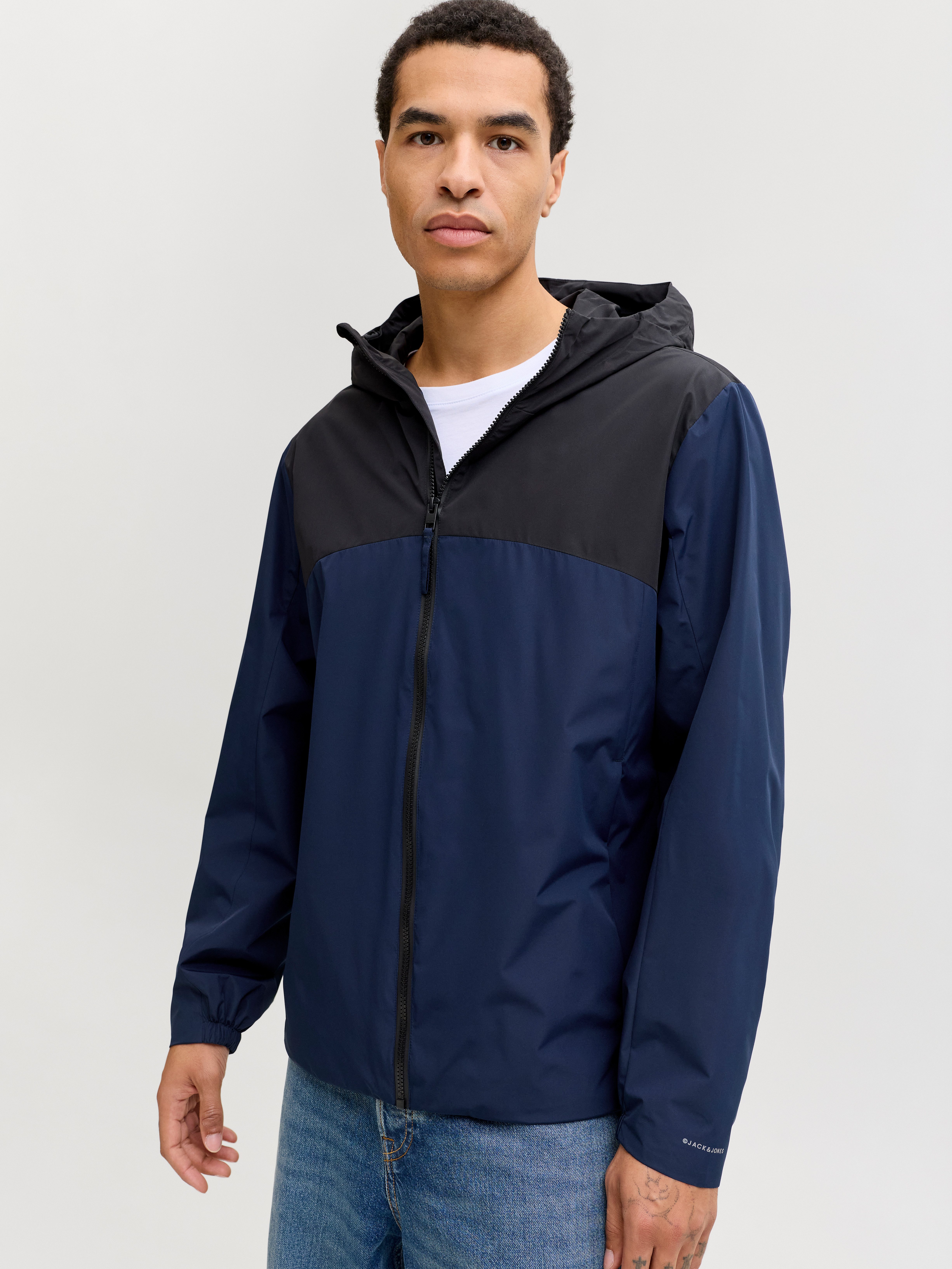 Jack & Jones Kurzjacke JJESOHO LIGHT JACKET SN mit Kapuze
