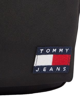 Tommy Jeans Umhängetasche TJM DAILY EW CROSSOVER, im praktischen Format