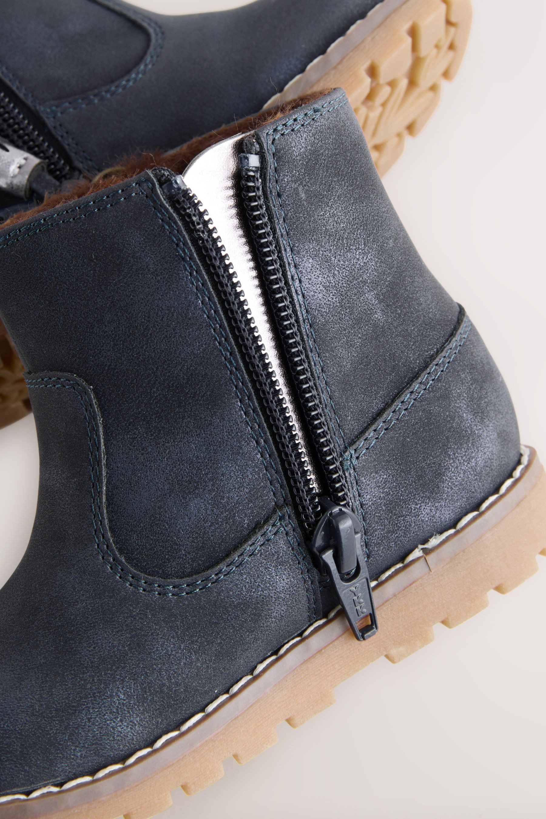 Next Chelseastiefel mit Quaste und Reißverschluss günstig online kaufen