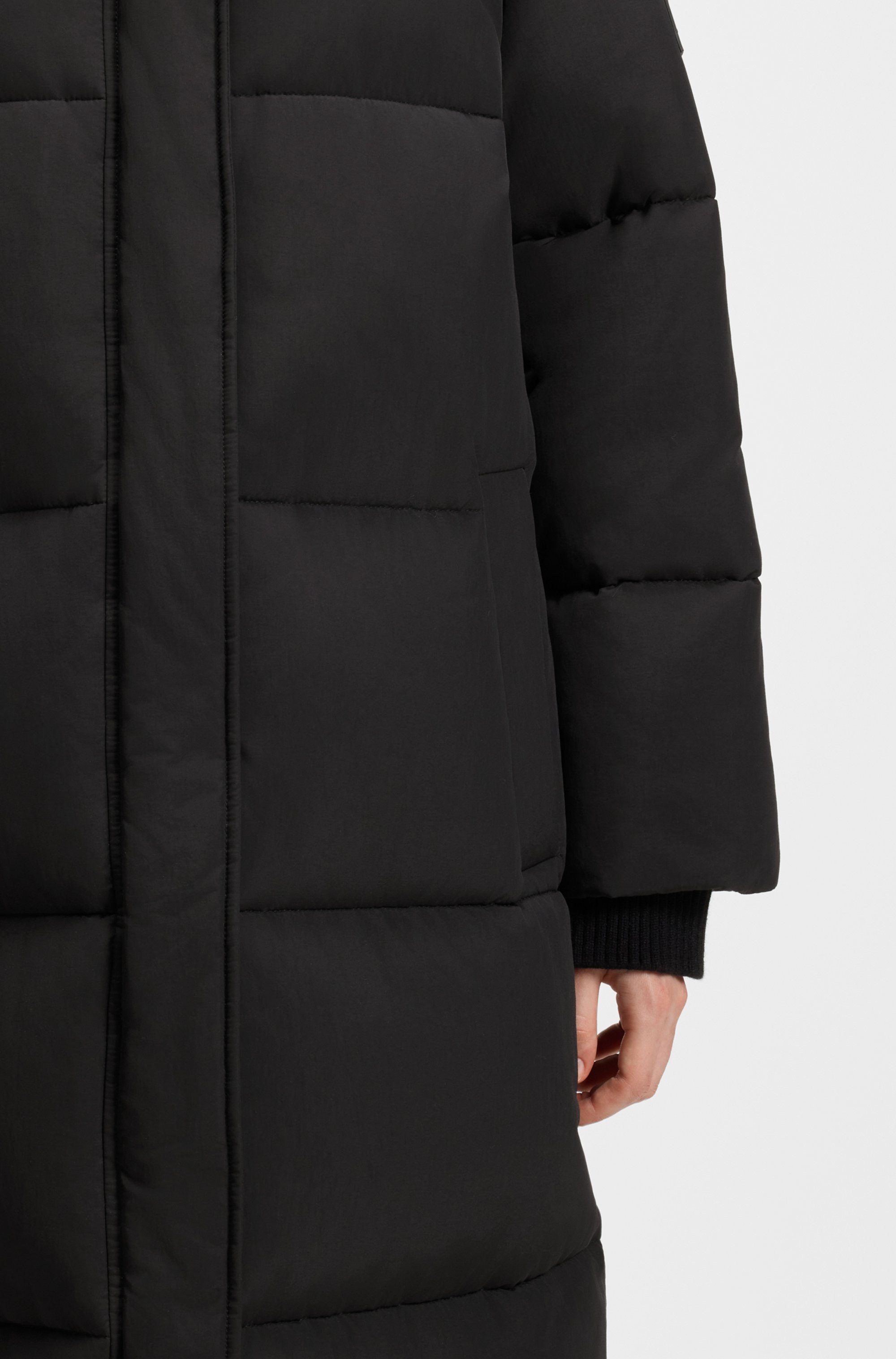 BOSS ORANGE Steppmantel Pyrani Premium Damenmode mit Stehkragen, arktischer Parka-Stil