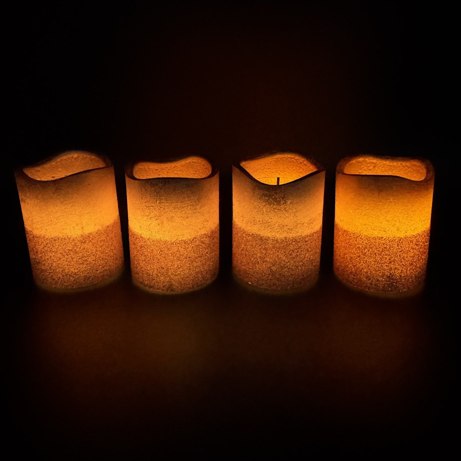 Online-Fuchs LED-Kerze 4 LED-Votivkerzen, Teelichter im Set mit Metallic Glitzer und Timer, KEINE Flamme, leuchtet aus dem Inneren, warmweißer Flackereffekt, pr – Bild 4 von 4
