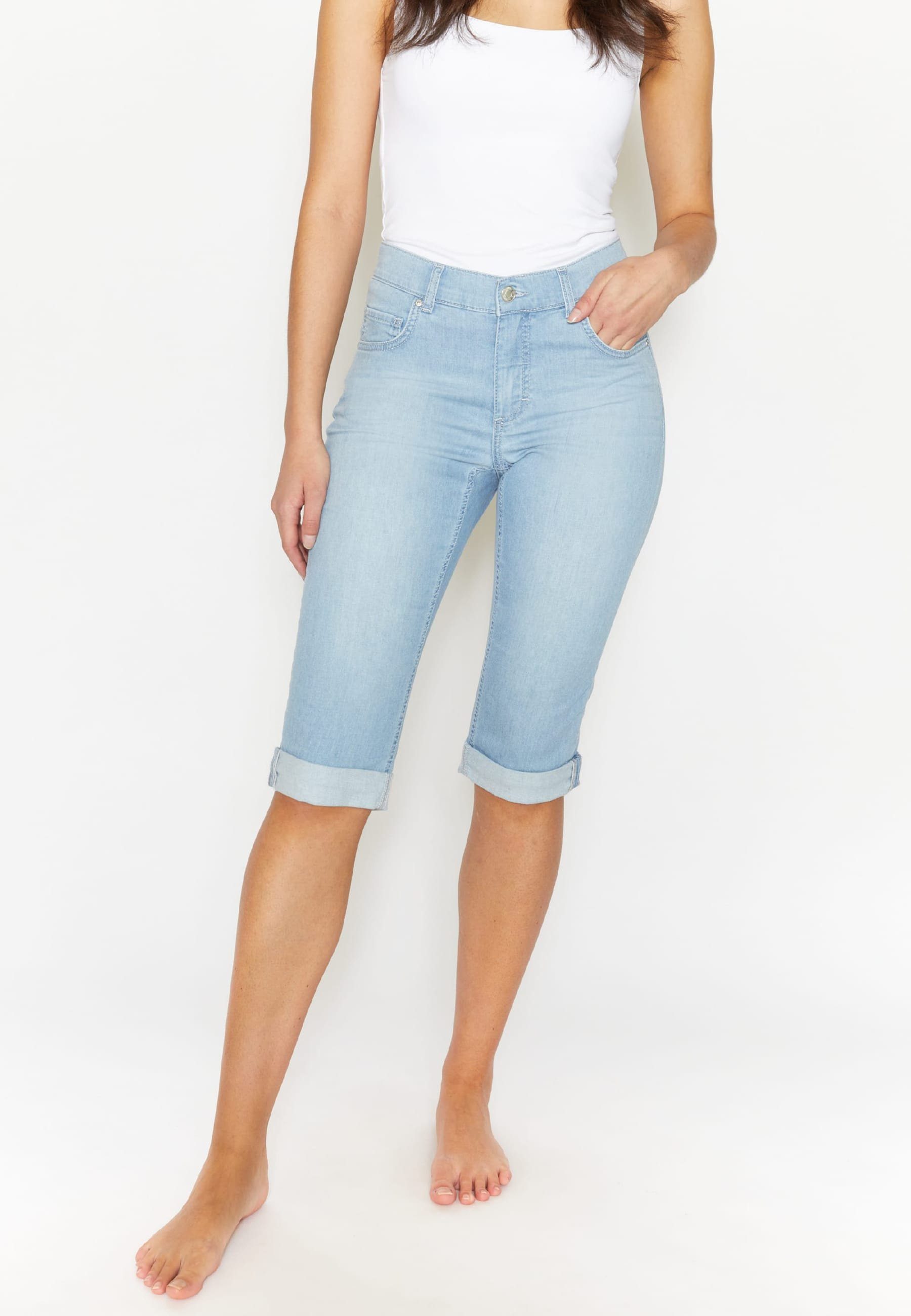 ANGELS Jeans Used-Look hellblau mit 5-Pocket-Jeans Capri Label-Applikationen TU mit