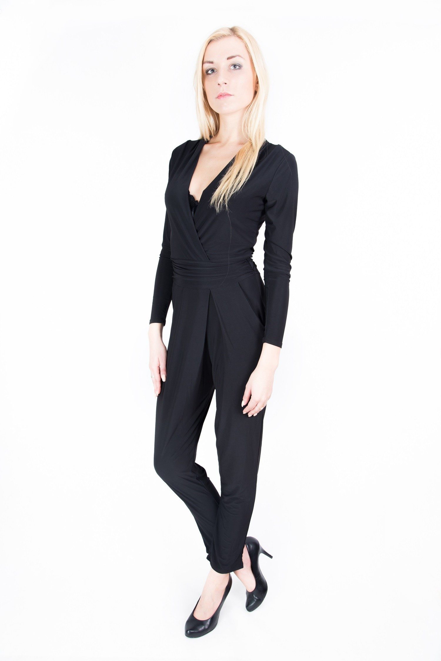 Sarcia.eu Playsuit Schwarzer Overall mit langen Ärmel V-Ausschnitt S günstig online kaufen