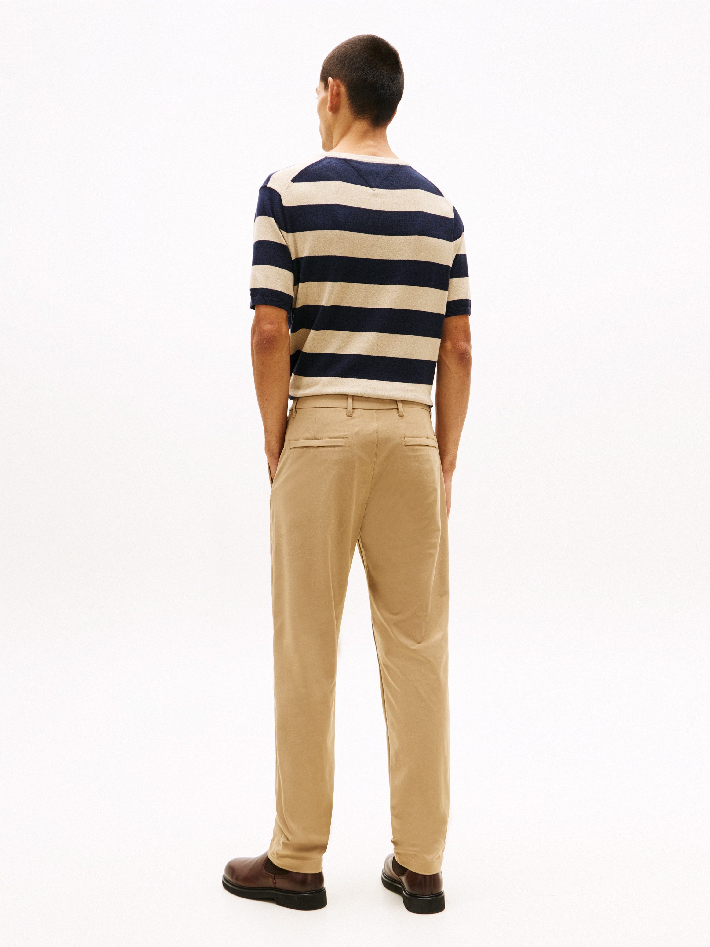Tommy Hilfiger Chinohose DENTON feuchtigkeitsableitend, Straight Fit – Bild 5 von 5
