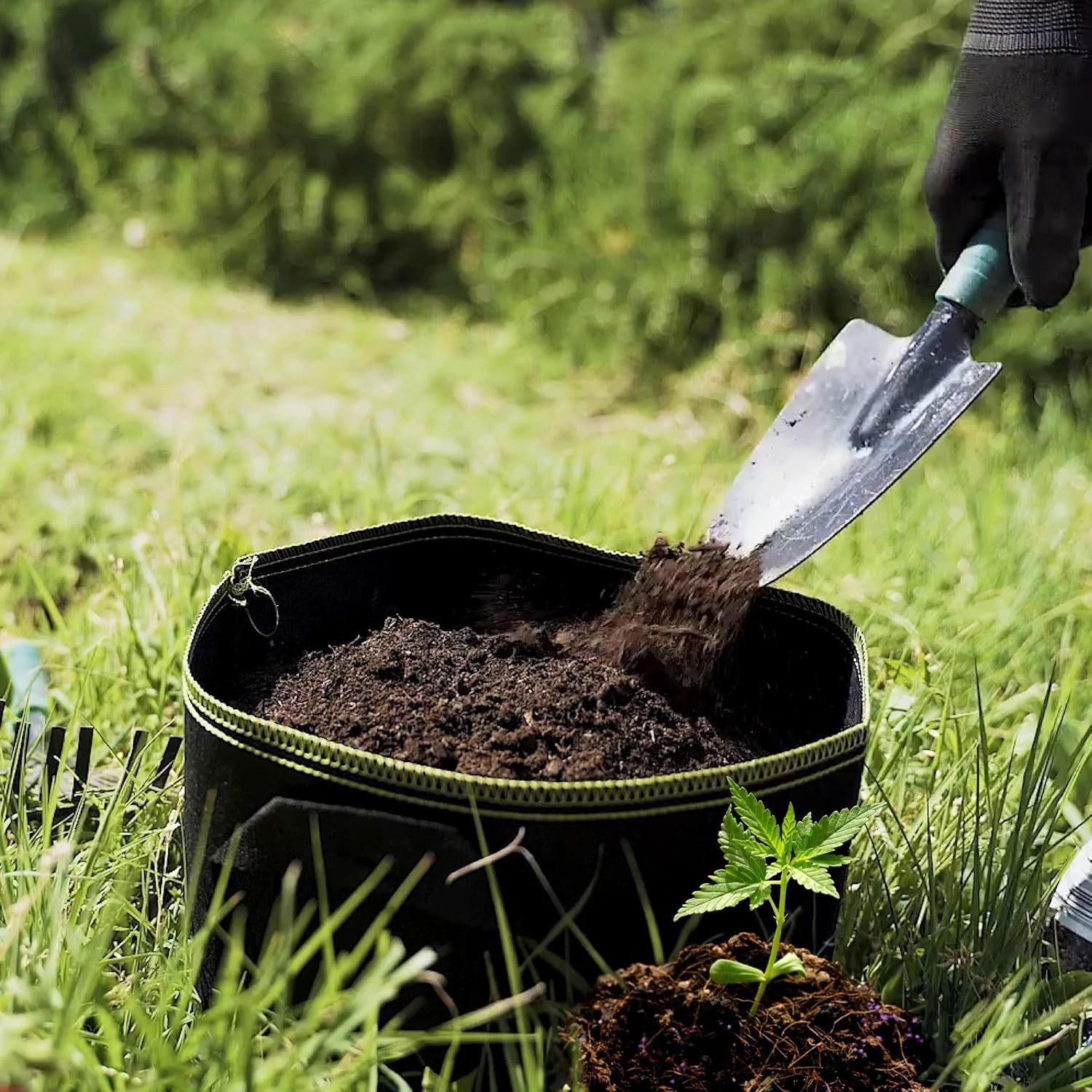 Praknu Pflanzkübel Pflanzsack 15L - 3 STK aus Vliesstoff mit 3 Schilder zum Beschriften (3er Set, 3 St), mit Griff - Für Gemüse, Pflanzen & Blumen - Stofftöpfe - Grow Töpfe