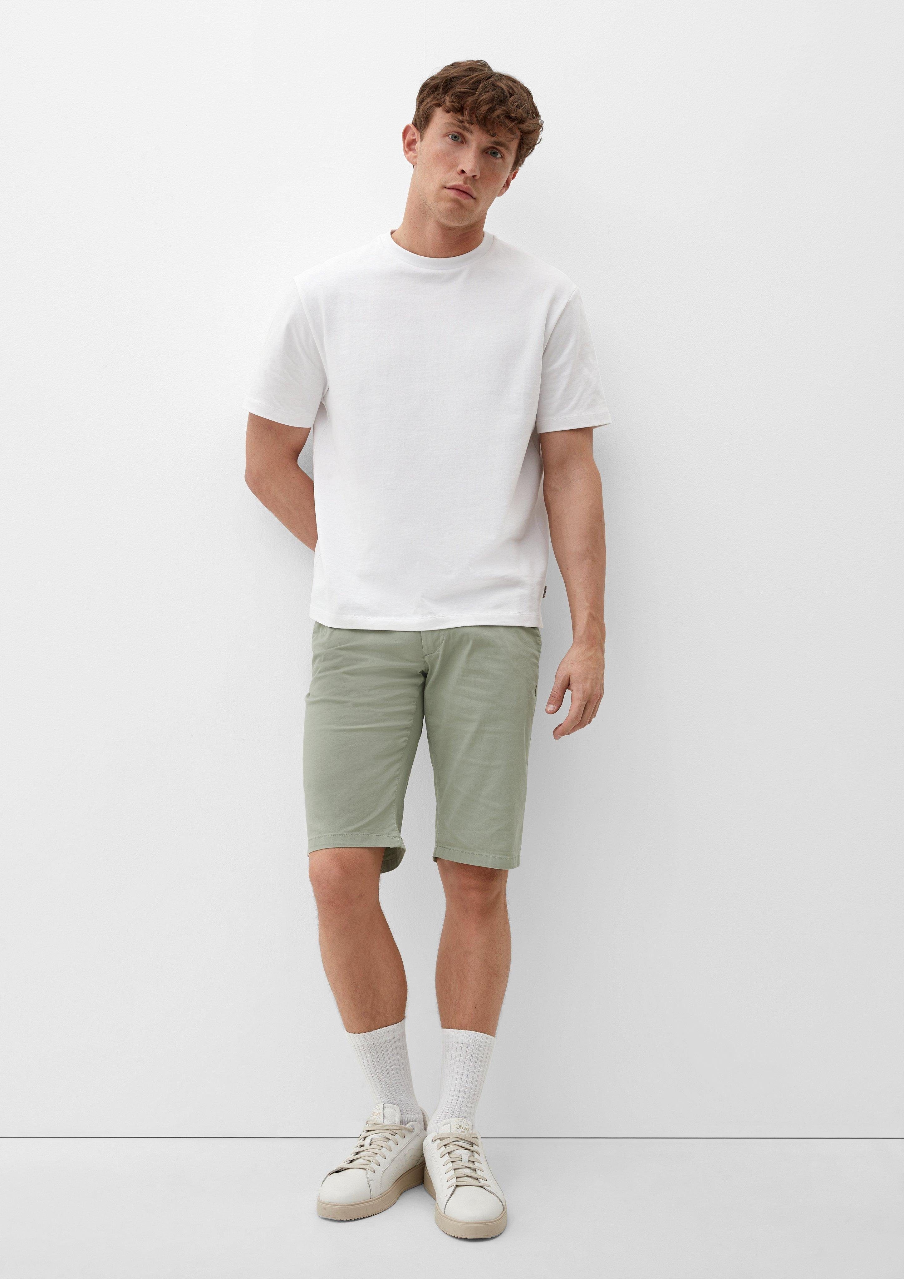 s.Oliver Bermudas Dye helles Slim: Bermuda aus Baumwollstretch Garment olivgrün