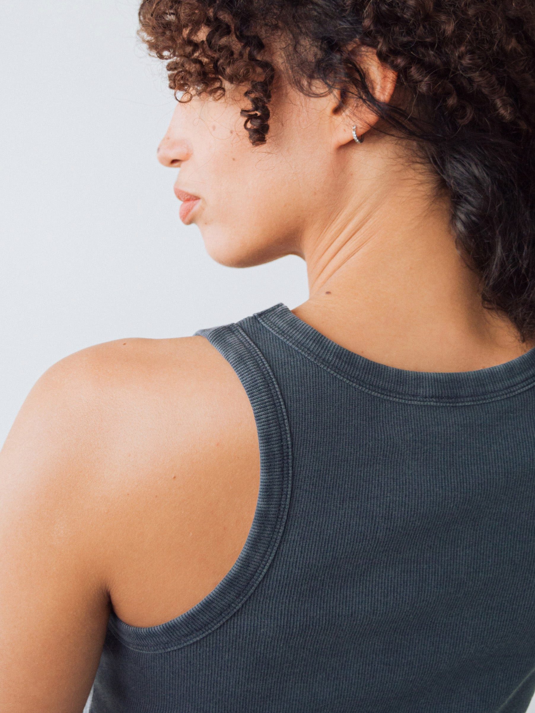 HONEST BASICS Tanktop Geripptes Racer-Top aus Bio- und recycelter Baumwolle – Bild 4 von 4