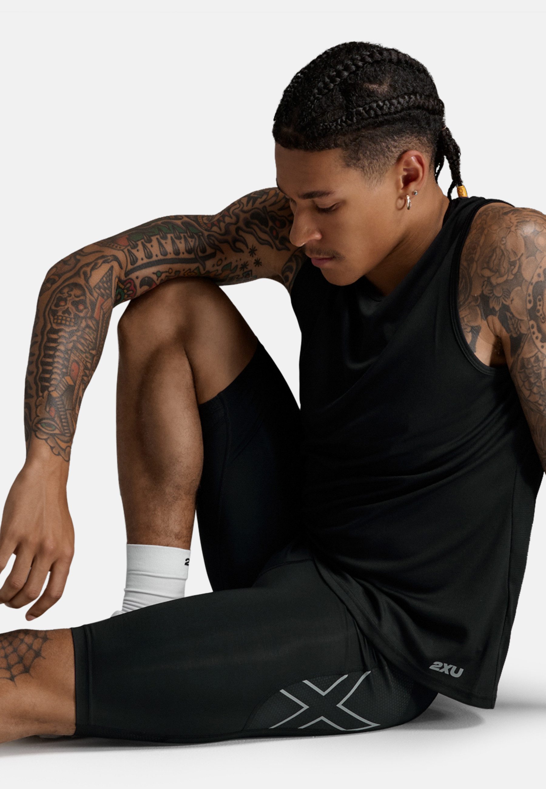 2xU Laufshorts Aero Mesh Compression Shorts (1-tlg)