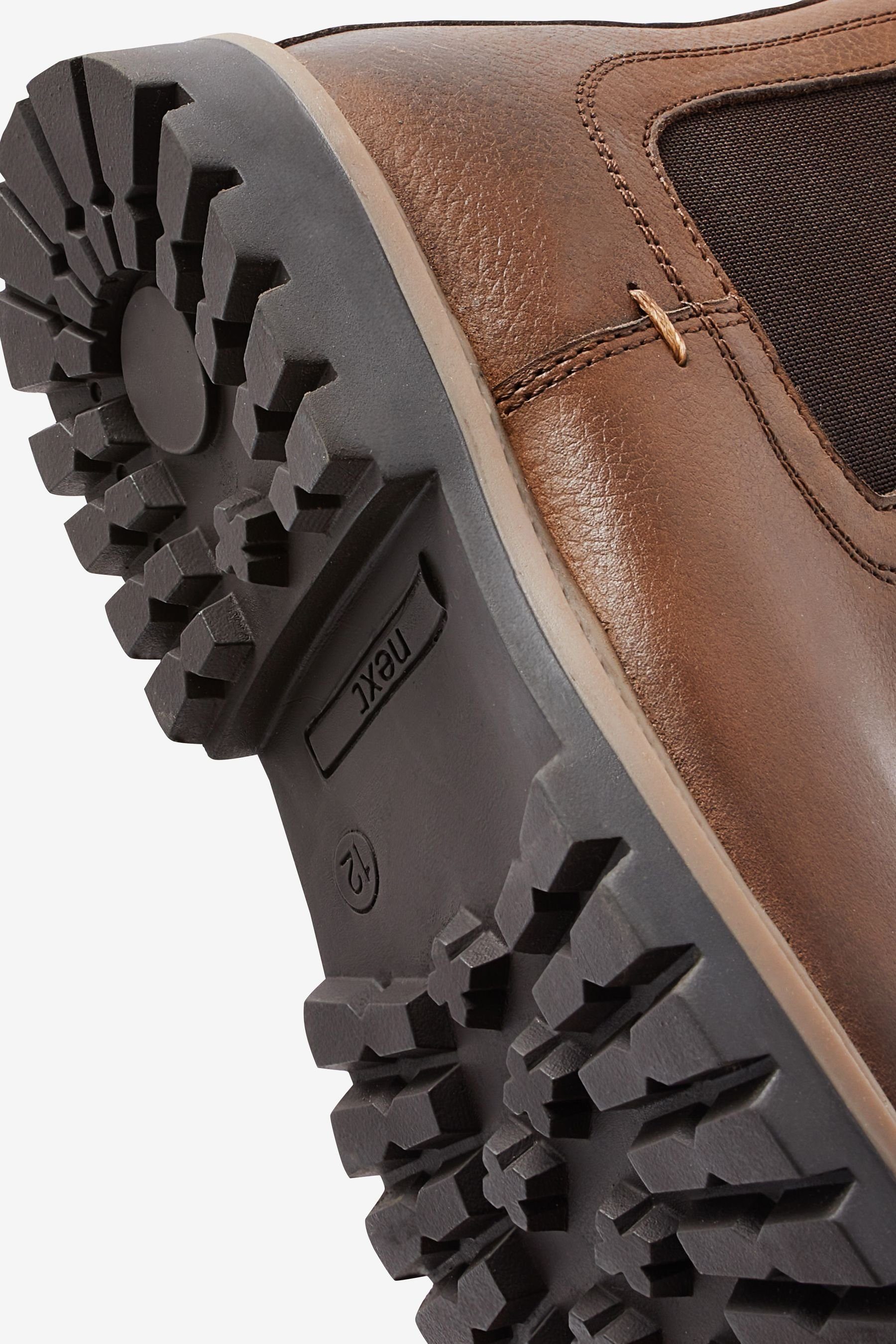 Chocolate (1-tlg) Thinsulate™-Futter Brown Leder aus Next Stiefel Boots mit Chelsea