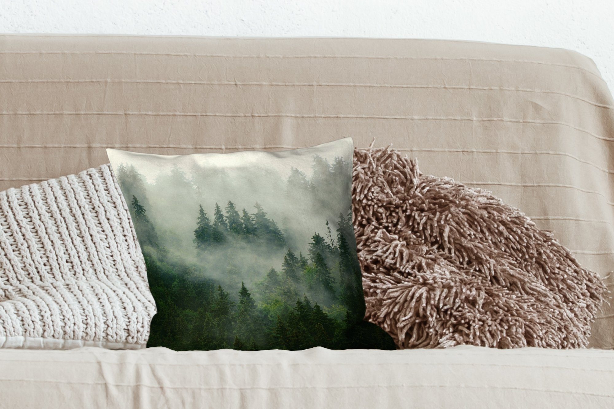 MuchoWow Dekokissen Wald - Nebel - Bäume - Natur, Zierkissen mit Füllung für Wohnzimmer, Sofakissen, 40x40 cm