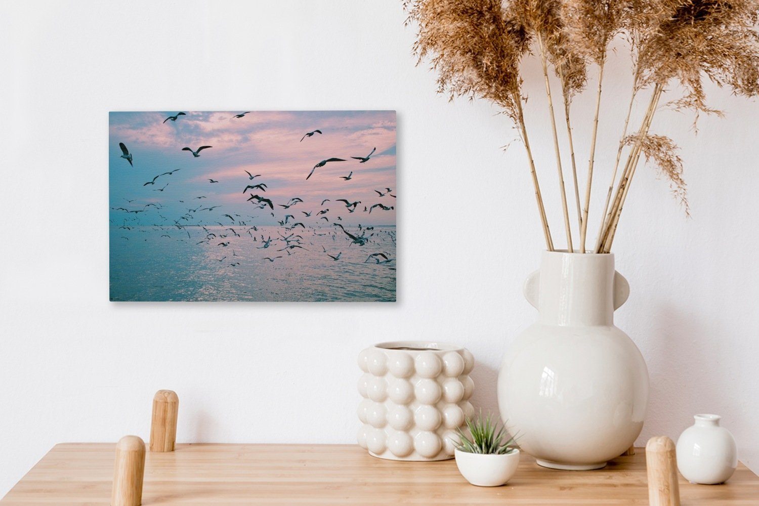 OneMillionCanvasses® Leinwandbild Schwarm von Möwen Wanddeko, 30x20 Aufhängefertig, Leinwandbilder, Wandbild Sonnenuntergang, (1 bei cm St)