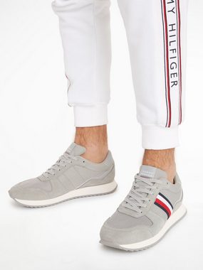 Tommy Hilfiger RUNNER EVO MIX Sneaker mit gepolstertem Schaftrand, Freizeitschuh, Halbschuh, Schnürschuh