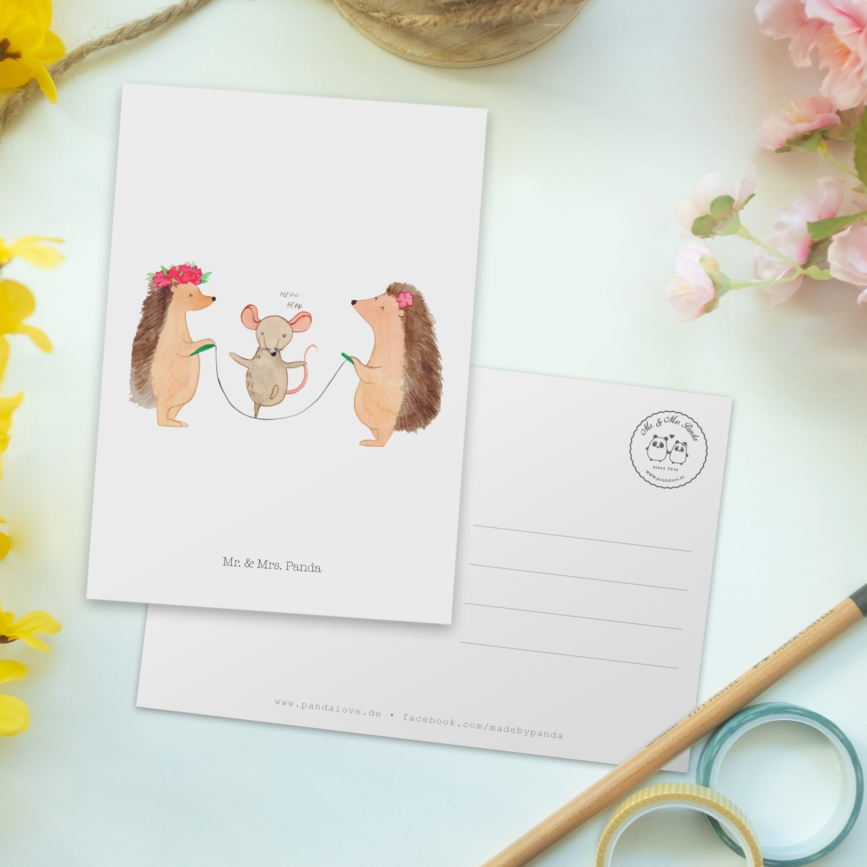 Mr. Kindergarten Geschenk, Ansichtskarte, Postkarte Panda Seilhüpfen - Tiere, - & Weiß Mrs. Igel