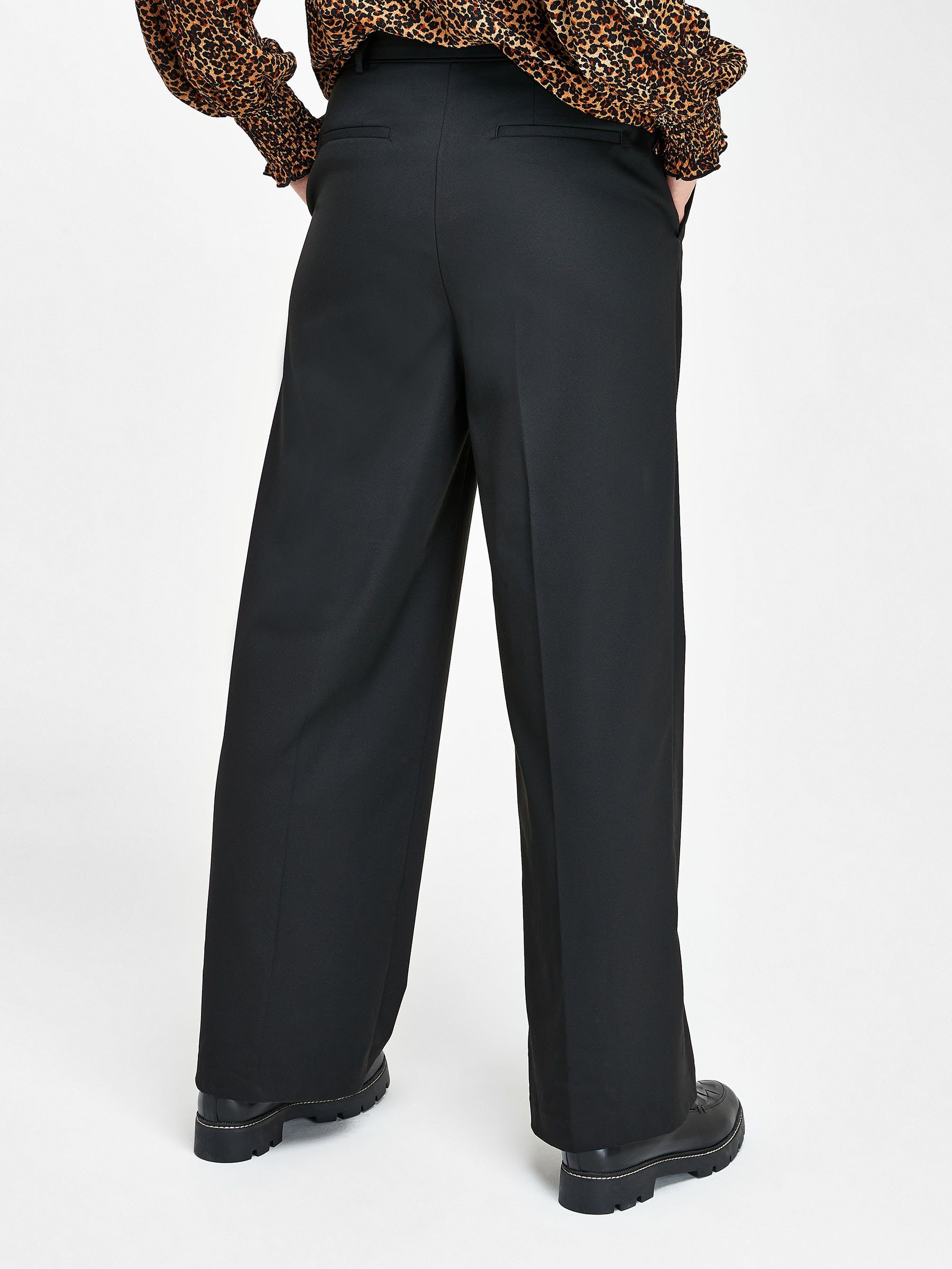 Next Stoffhose Hochwertige Hose mit weitem Beinschnitt (1-tlg)