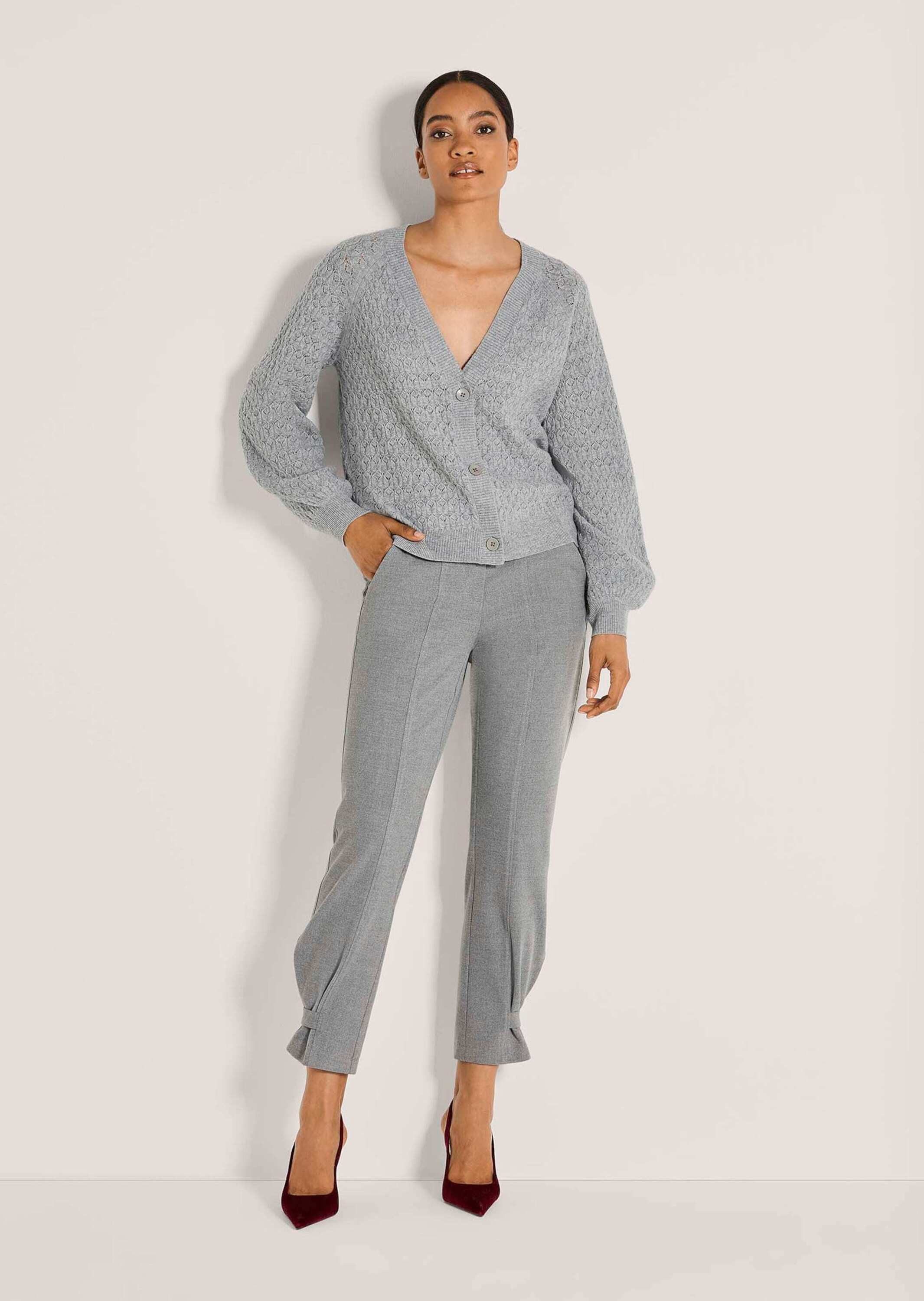 MADELEINE Strickjacke Elegante Strickjacke mit Ajour-Muster Jacke mit V-Aus günstig online kaufen