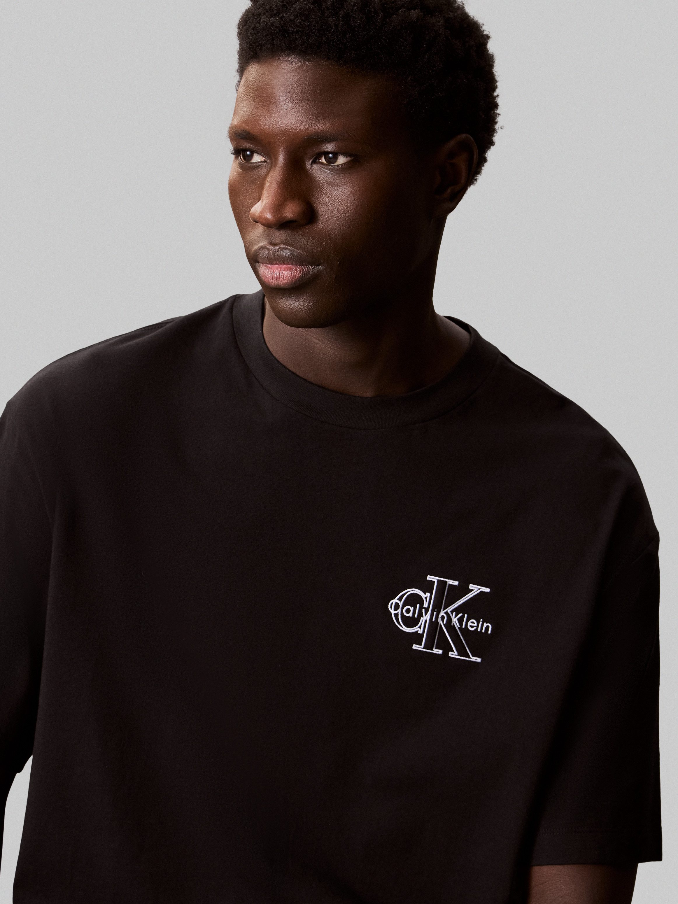 Calvin Klein Jeans T-Shirt A- SS REL SEASONAL MONOLOGO TEE Mit Rundhalsausschnitt