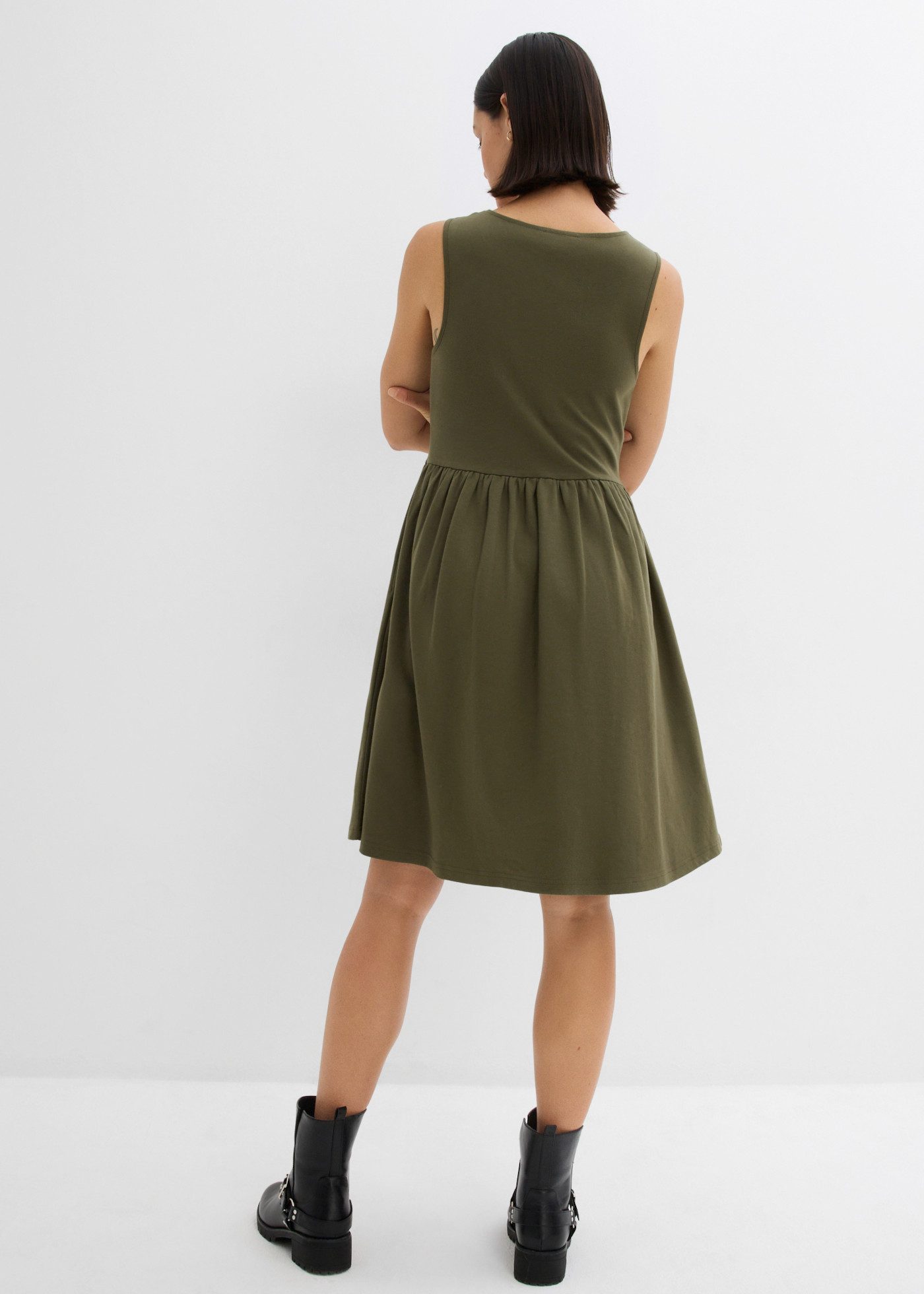 bonprix Shirtkleid bequeme Passform, ohne Ärmel, mit Eingriffstaschen, aus Baumwolle