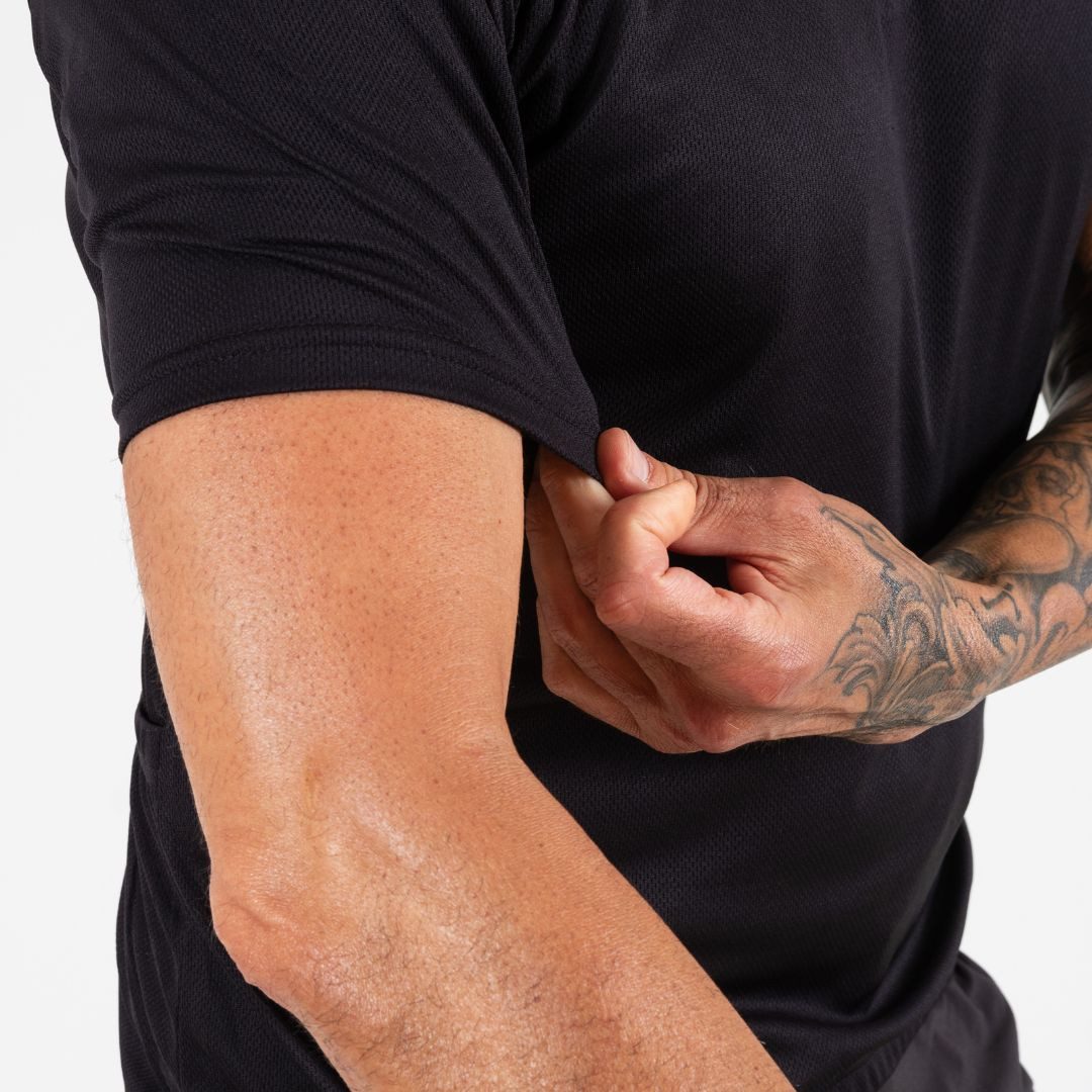 Alpensattel Radtrikot Halfzip Sportlicher Schnitt – volle Bewegungsfreiheit (Einteiler, Hochfunktionales Radtrikot für Damen & Herren) Rückentasche mit Reißverschluss