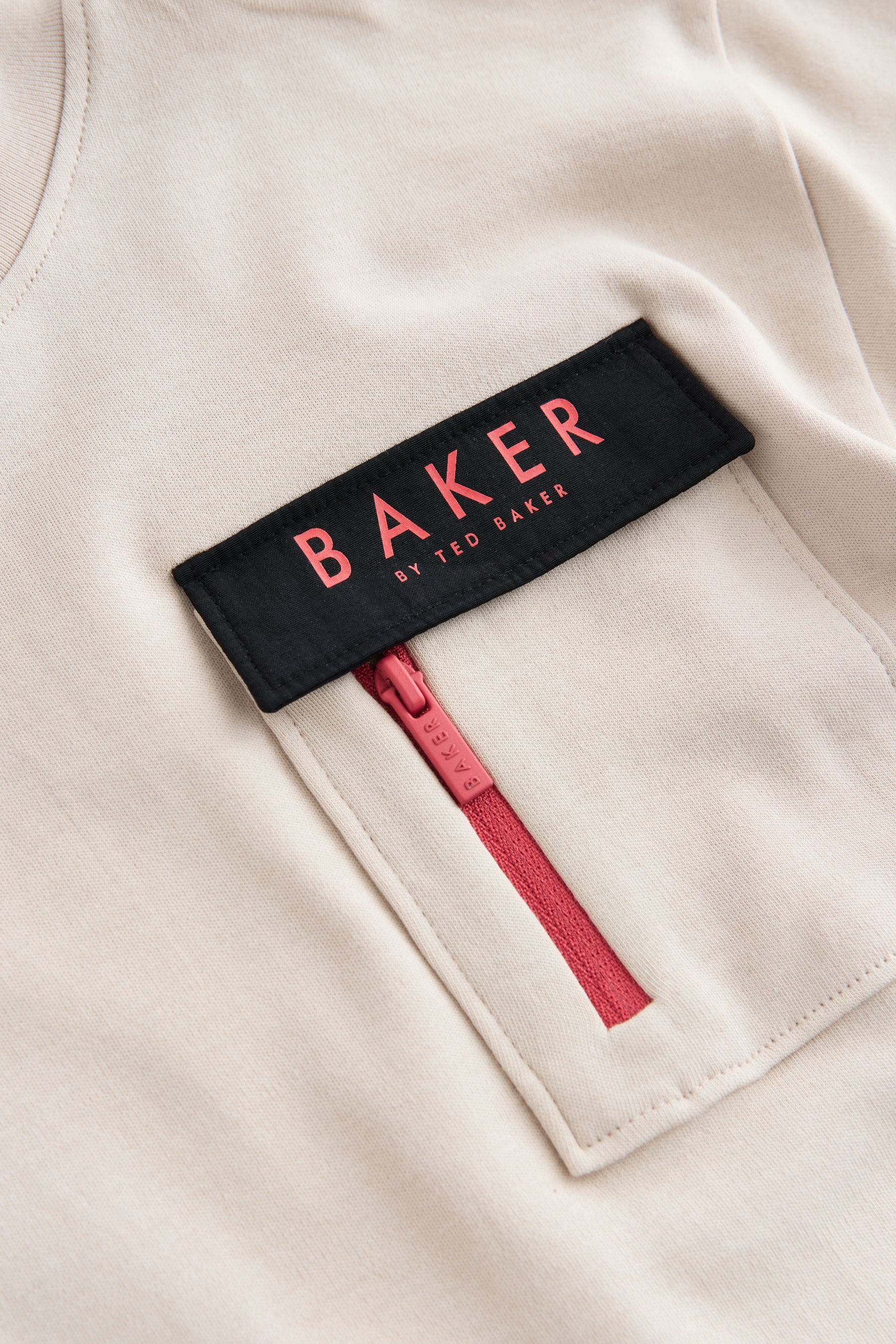 Baker by Ted Baker T-Shirt Baker by Ted Baker Oversize-T-Shirt mit Tasche (1-tlg)